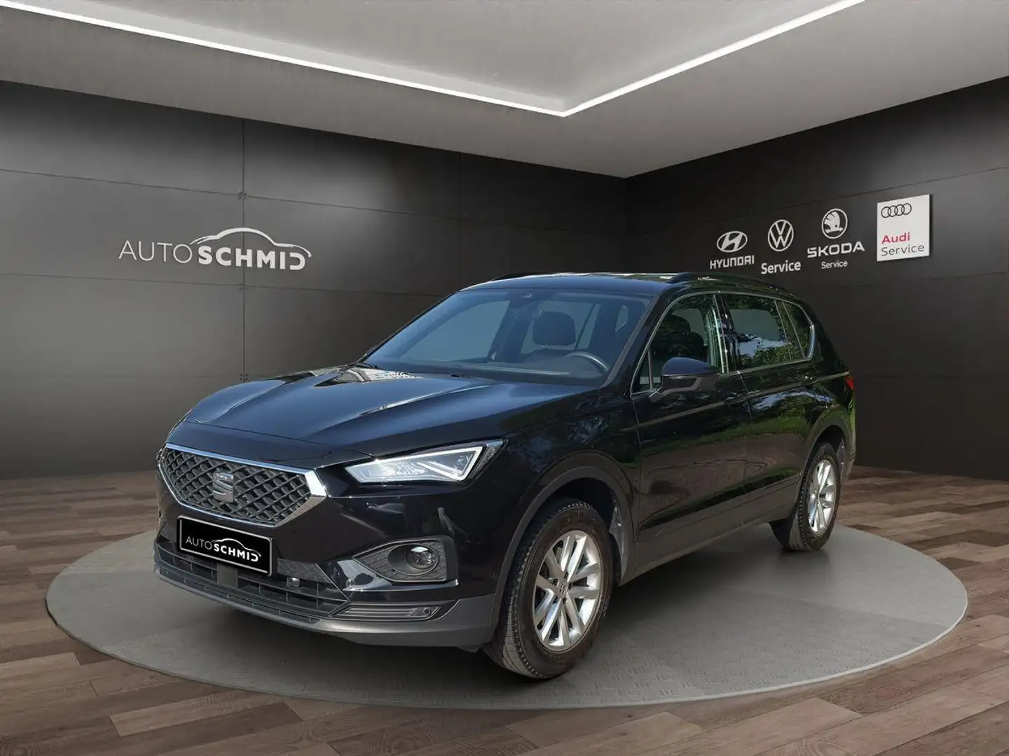 SEAT Tarraco Style 1.5 16V TSI  7-Sitzer PDC v+h RFK Winter-Pak Zwart - 1