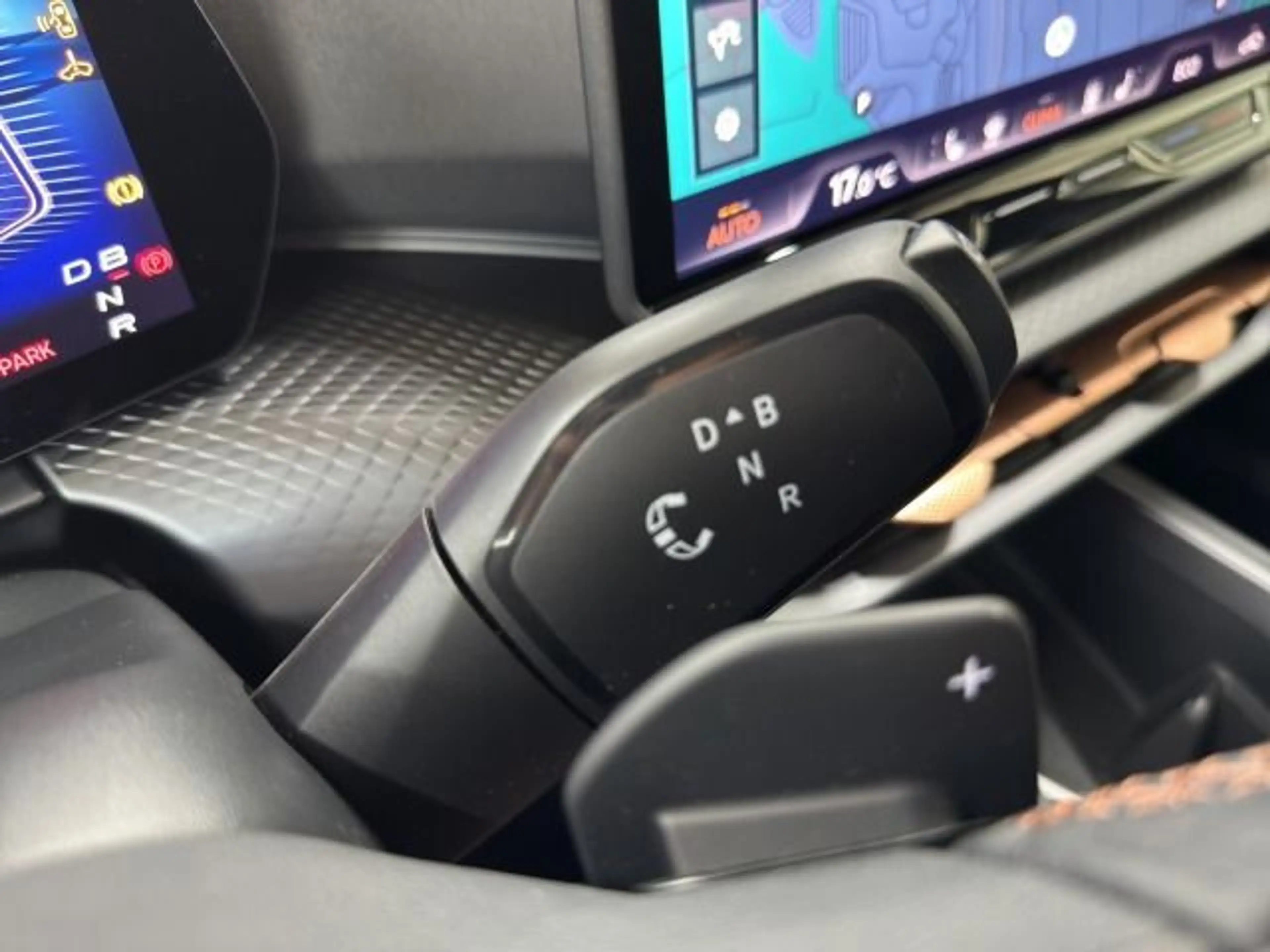 CUPRA Raval Endurance Edition Dynamic Plus Plasma NAVI — photo 11
