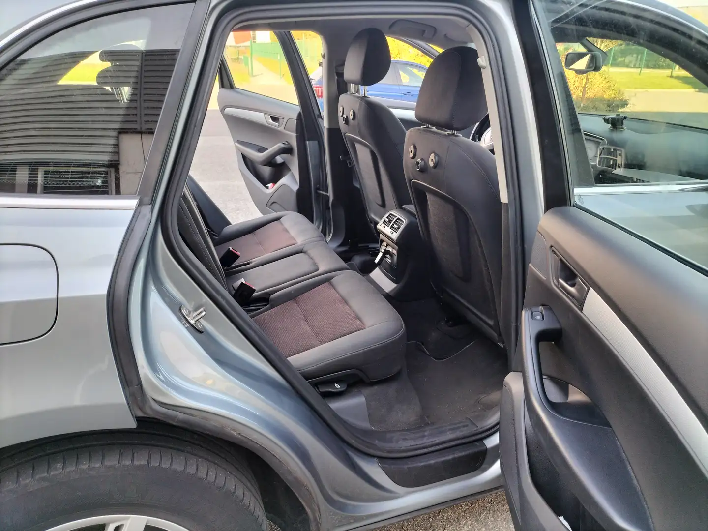 Audi Q5 Q5 2.0 TDI 143 DPF Quattro Avus Gris - 2