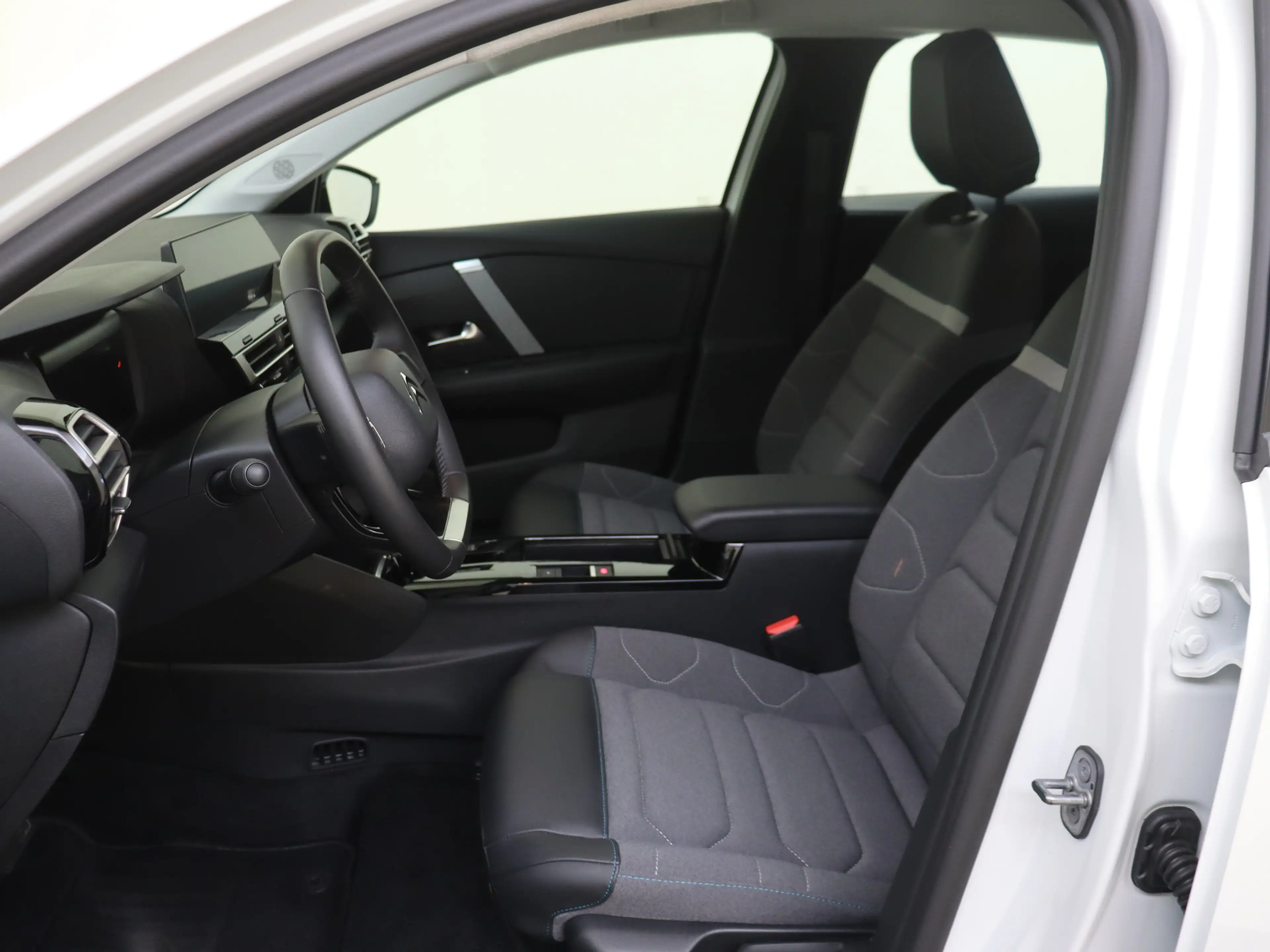 Citroen E-C4 Electric You 50 kWh — photo 10