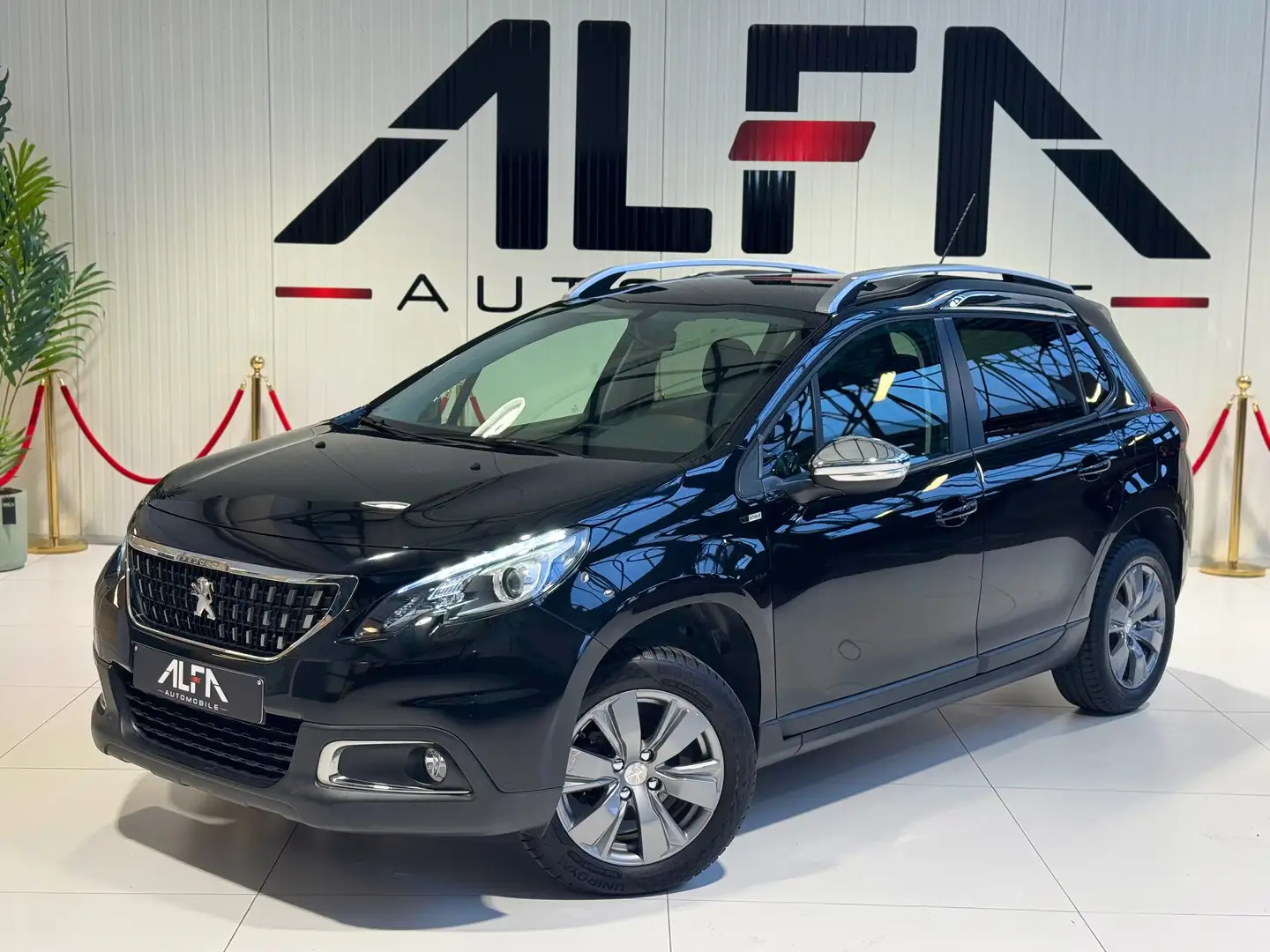 Peugeot 2008 1.2i Style*30.196 KMS*Gps*Cruise*Garantie 12 mois - 1