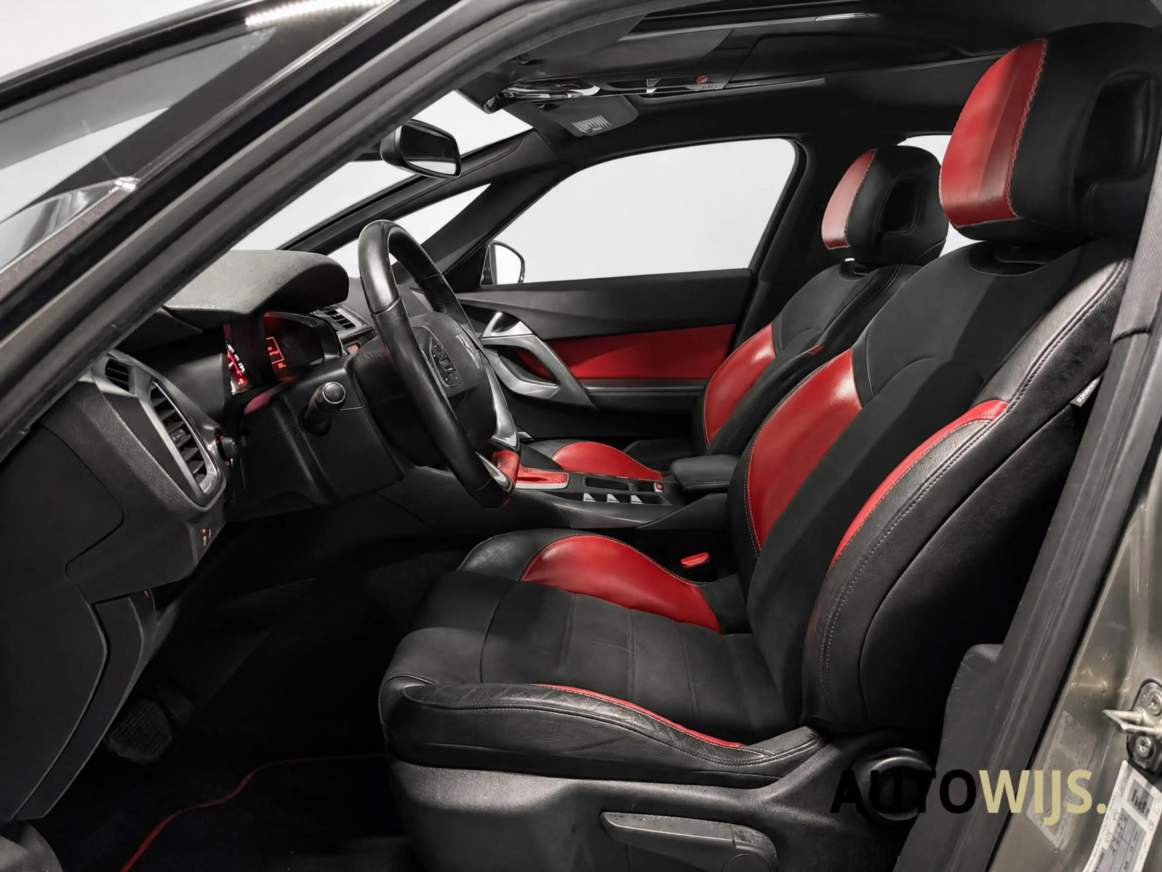 Citroen DS5 1.6 THP So Chic|AUT|NL AUTO|KEYLESS|ALCANTARA|XENO — photo 6