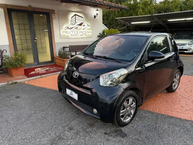 Toyota iQ 1.0 Sol ADATTA A NEOPATENTATI, PREZZO REALE