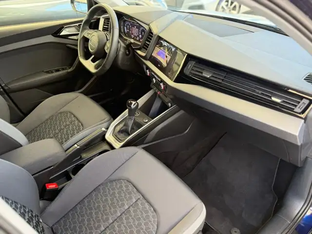Audi A1 view 12
