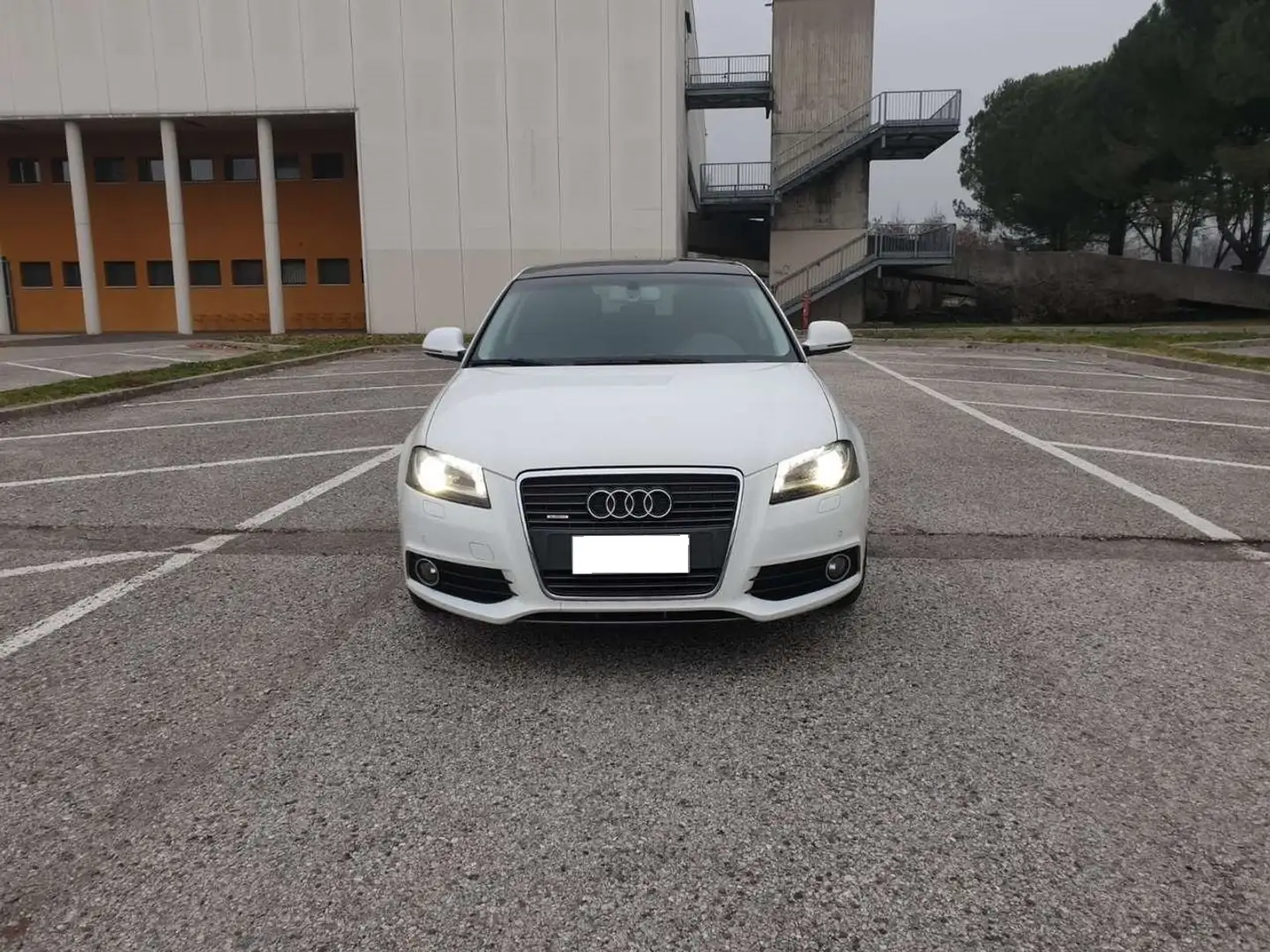 Audi A3 A3 Sportback 2.0TDI Ambiente Blanco - 1