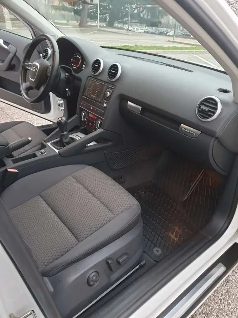 Audi A3 A3 Sportback 2.0TDI Ambiente Blanco - 2
