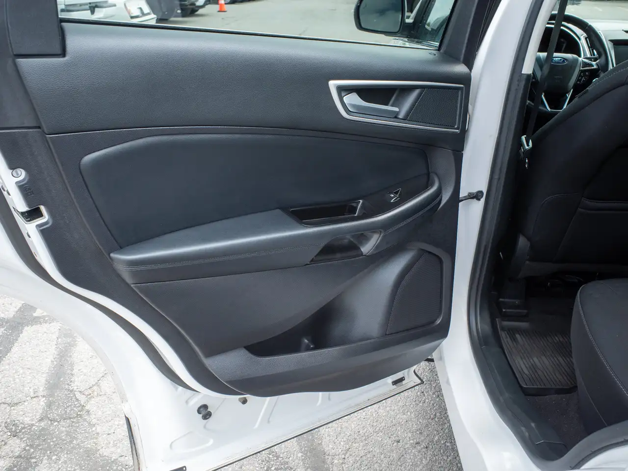 Ford Edge photo Ford Edge