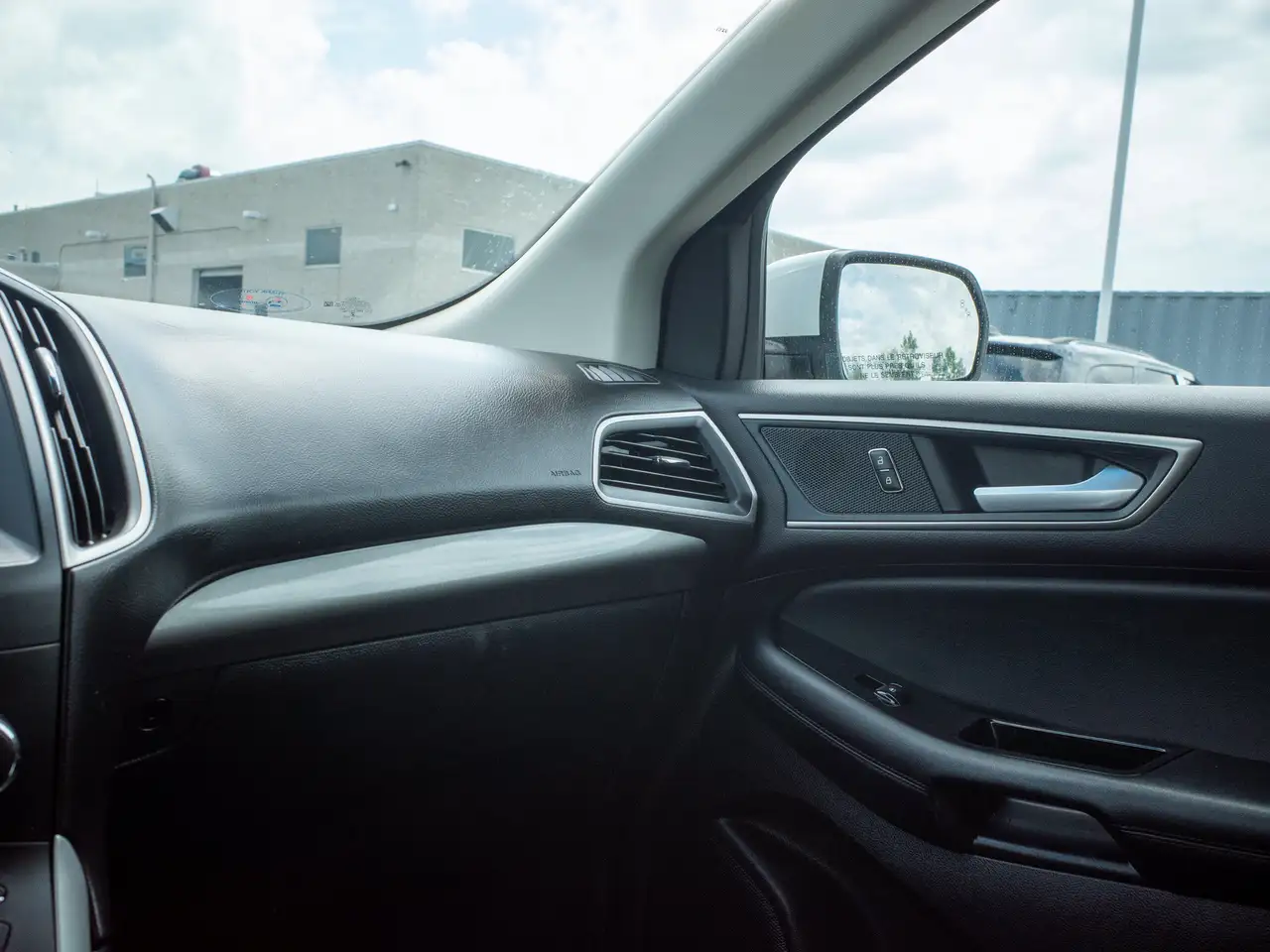 Ford Edge photo Ford Edge