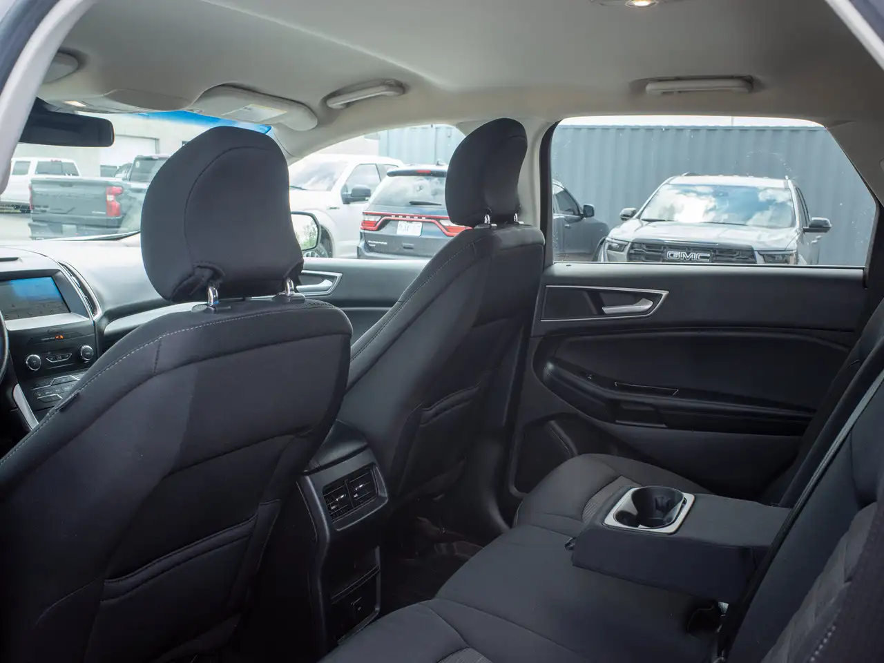 Ford Edge photo Ford Edge