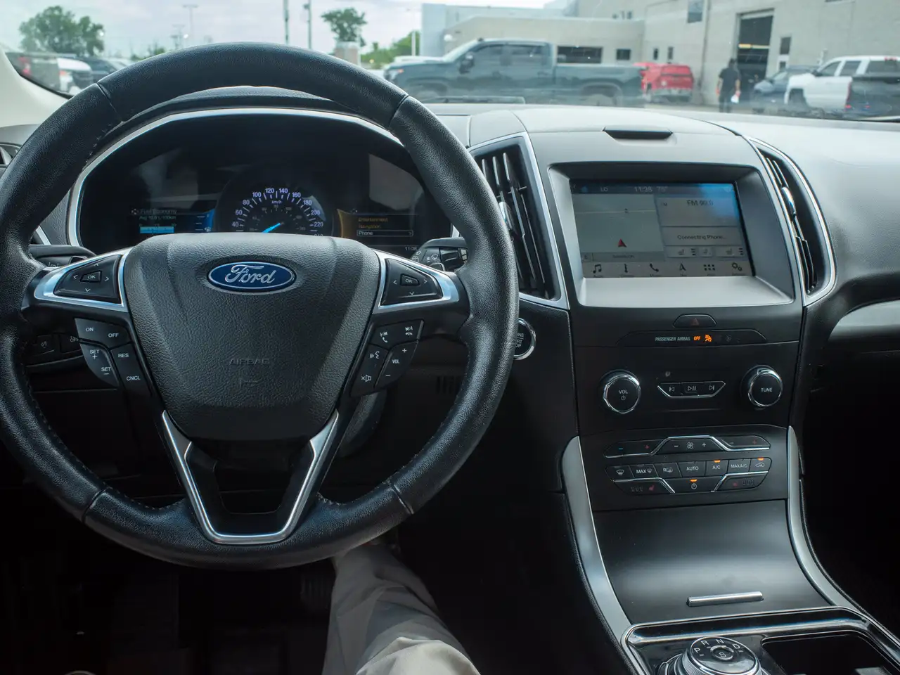 Ford Edge photo Ford Edge