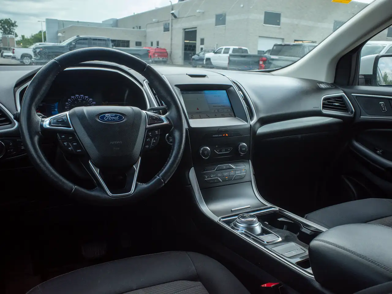 Ford Edge photo Ford Edge