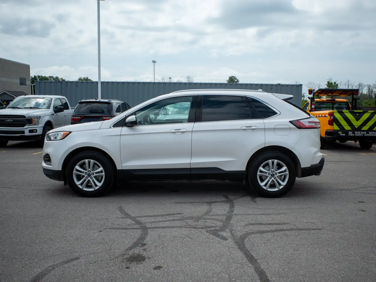 Ford Edge photo Ford Edge