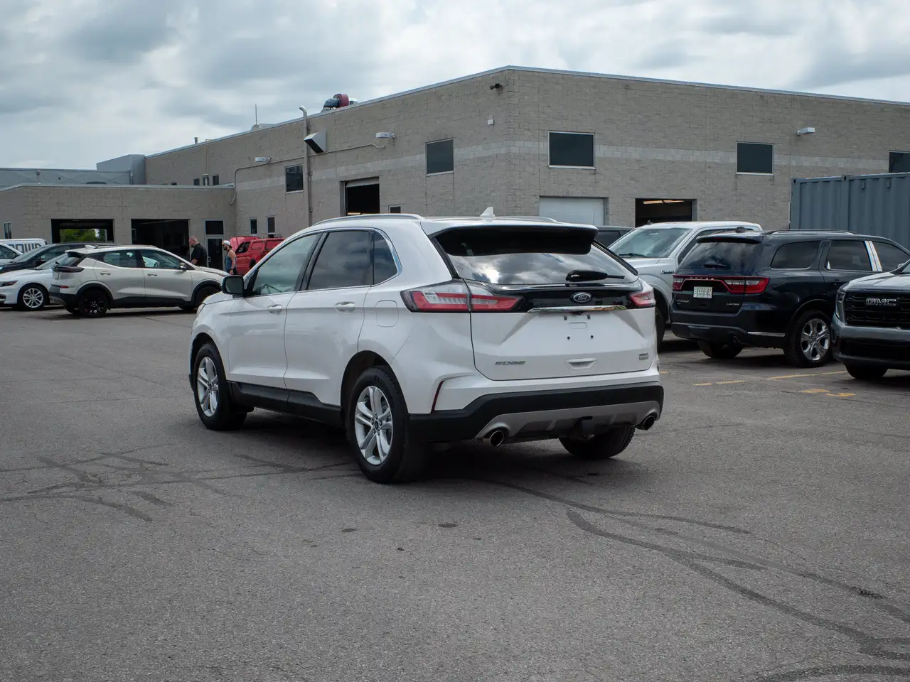 Ford Edge photo Ford Edge