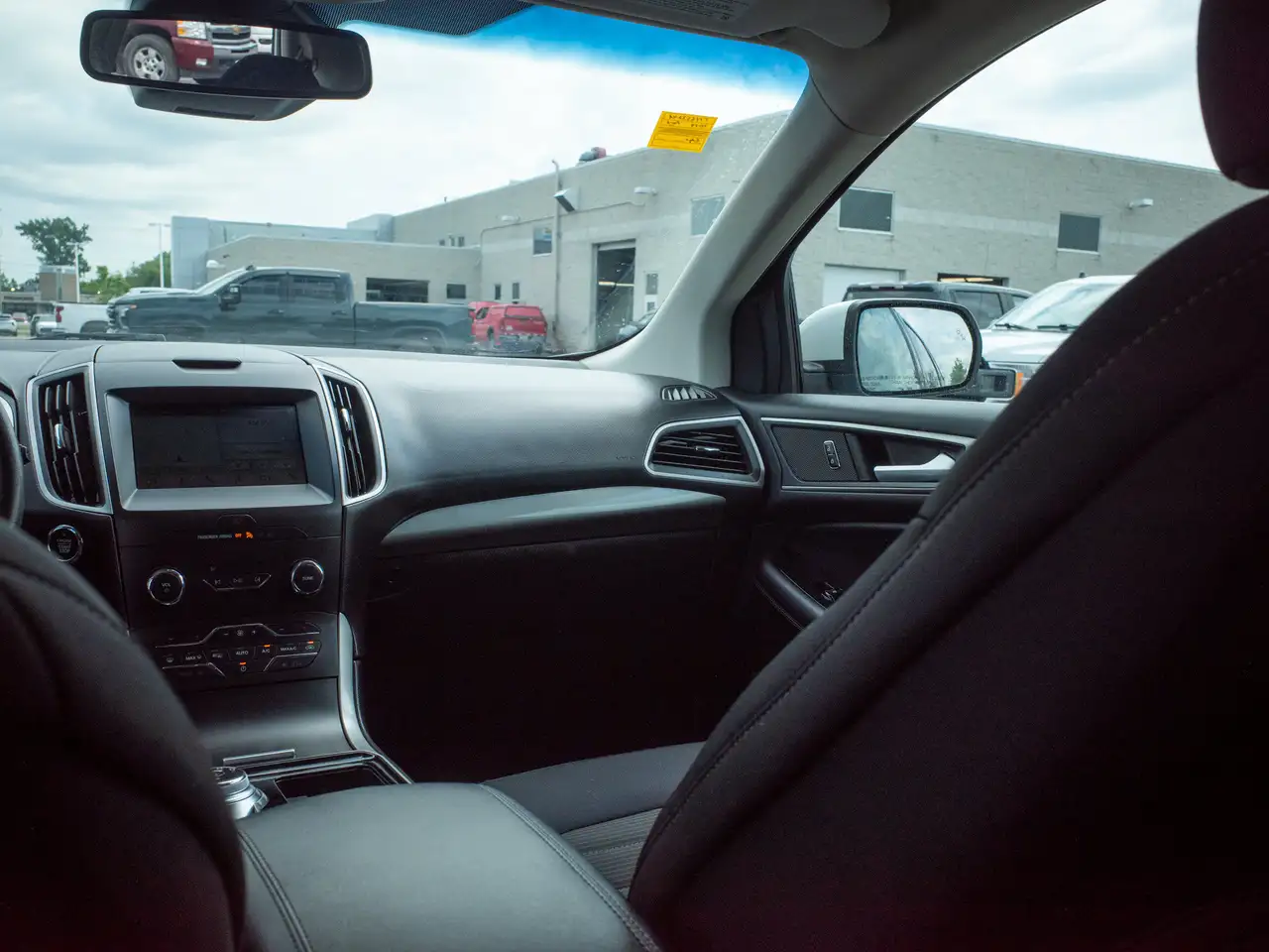 Ford Edge photo Ford Edge