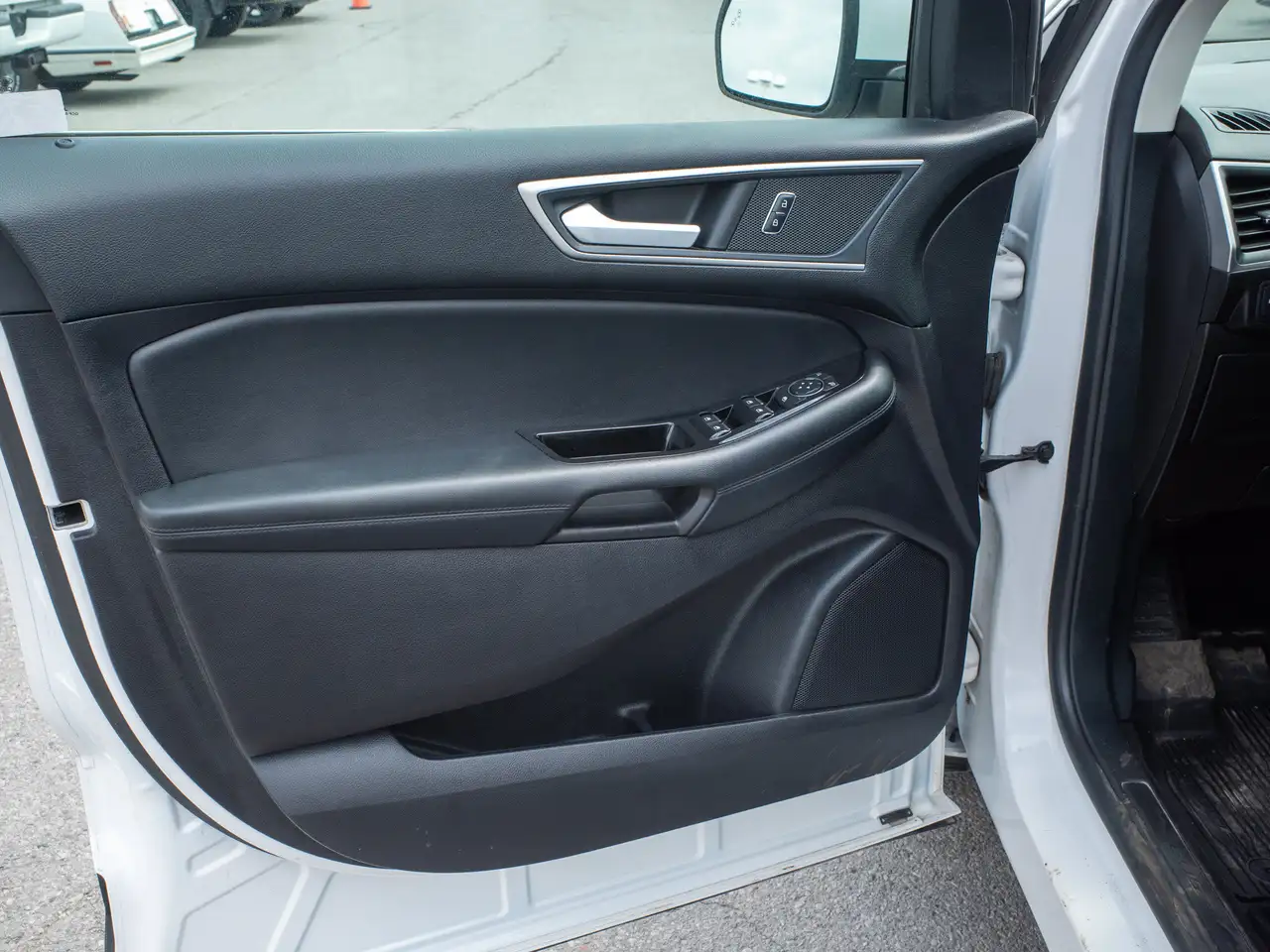 Ford Edge photo Ford Edge