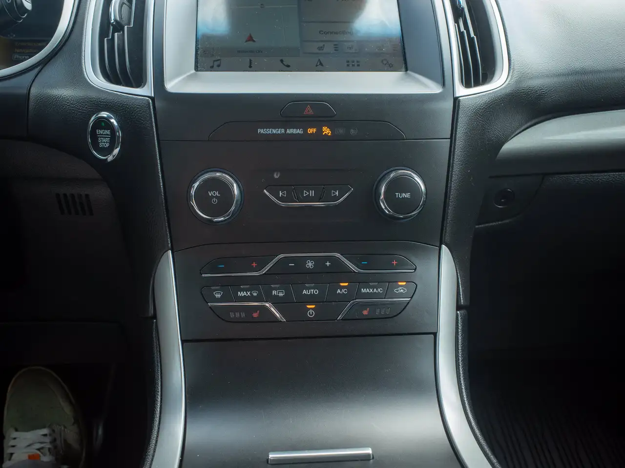 Ford Edge photo Ford Edge