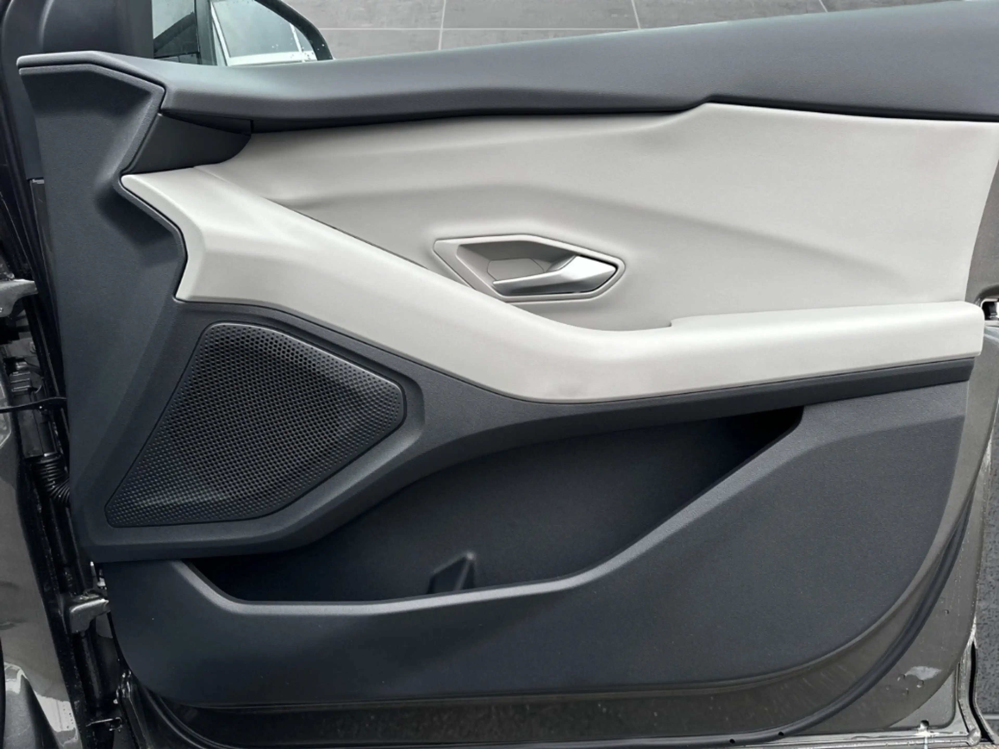 Ford Explorer Premium RWD PREMIUM AHK Panorama Navi Digitales Co — photo 10