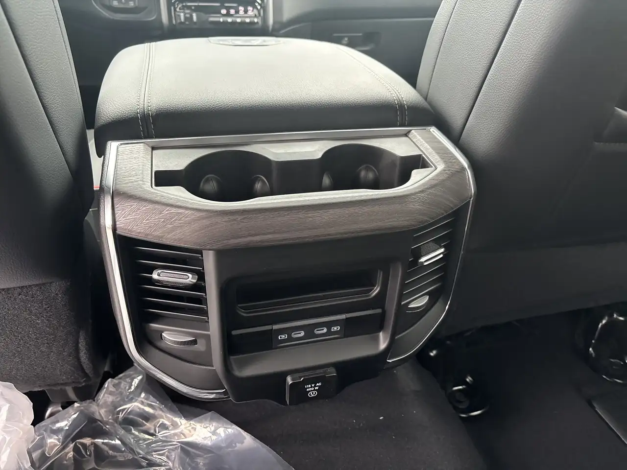 RAM 3500 снимка RAM 3500