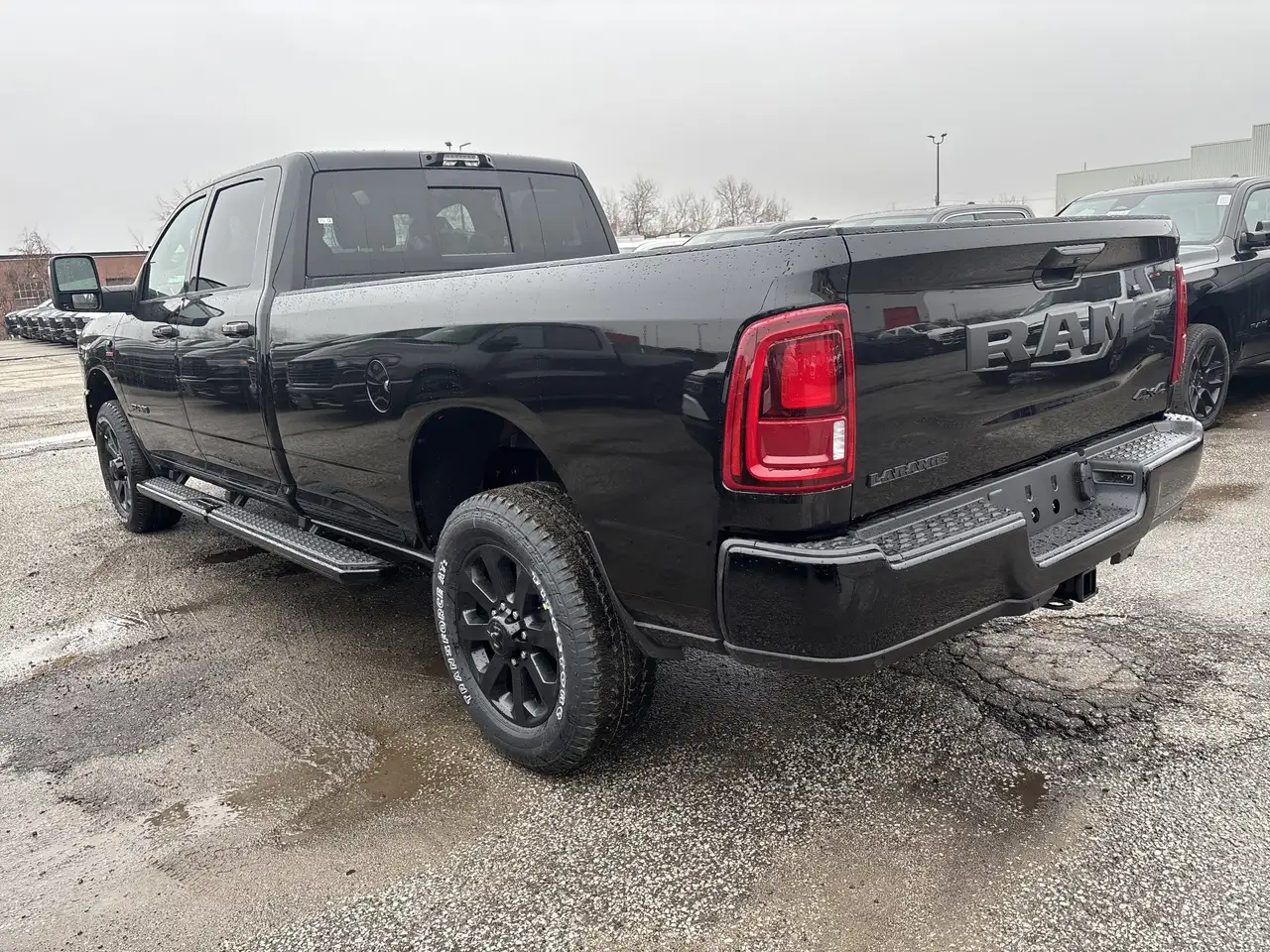 RAM 3500 снимка RAM 3500
