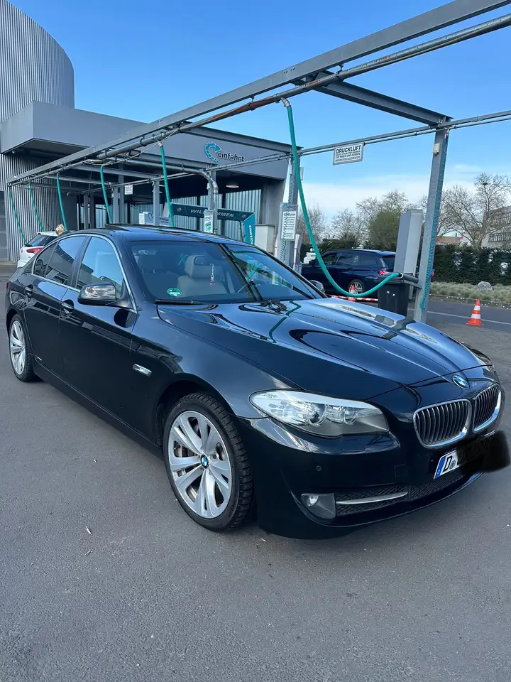 BMW 525