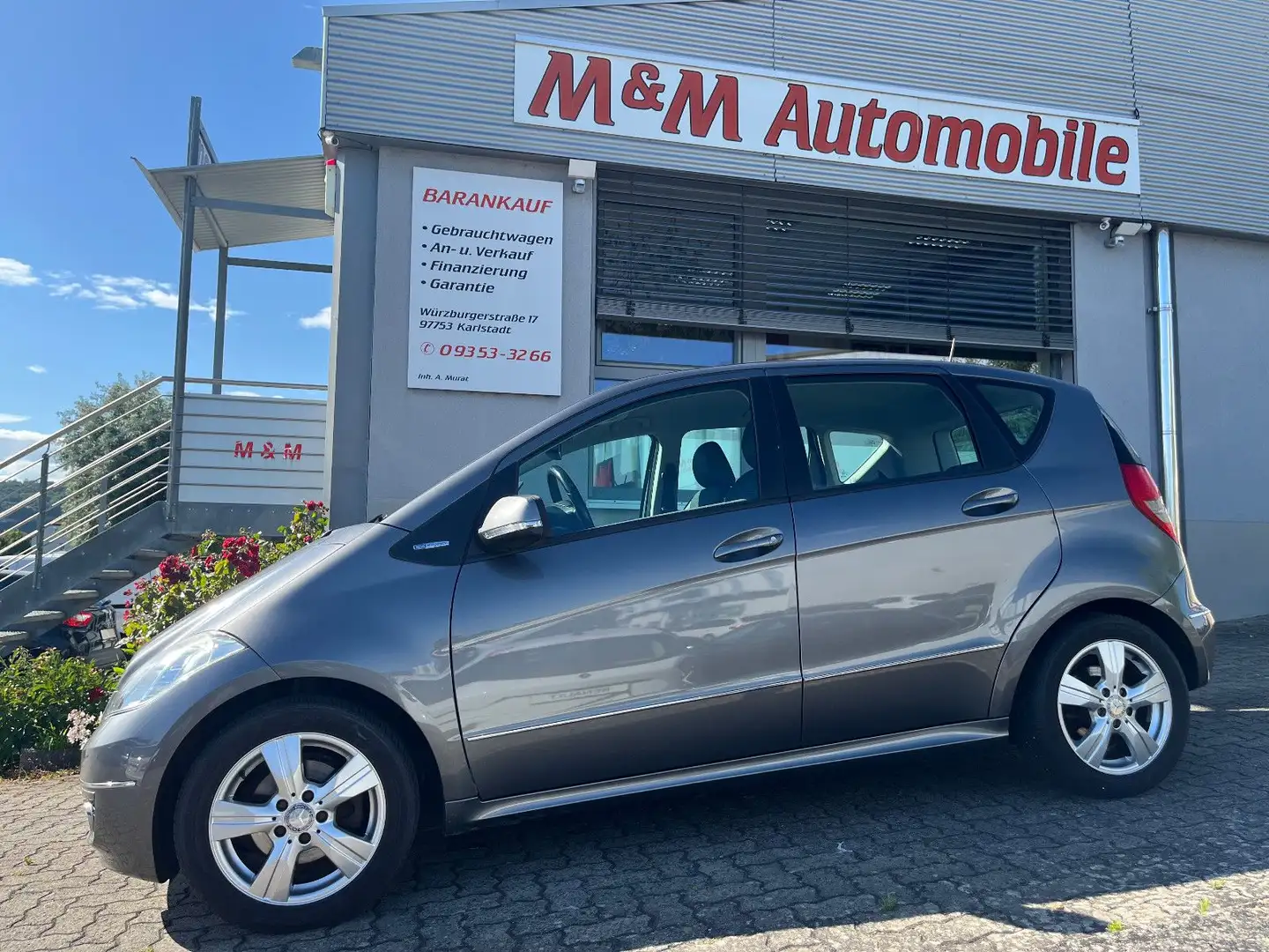 Mercedes-Benz A 160 Avantgarde *Klimatic+Sitzh.+Navi+Alu+EU5* Gris - 1