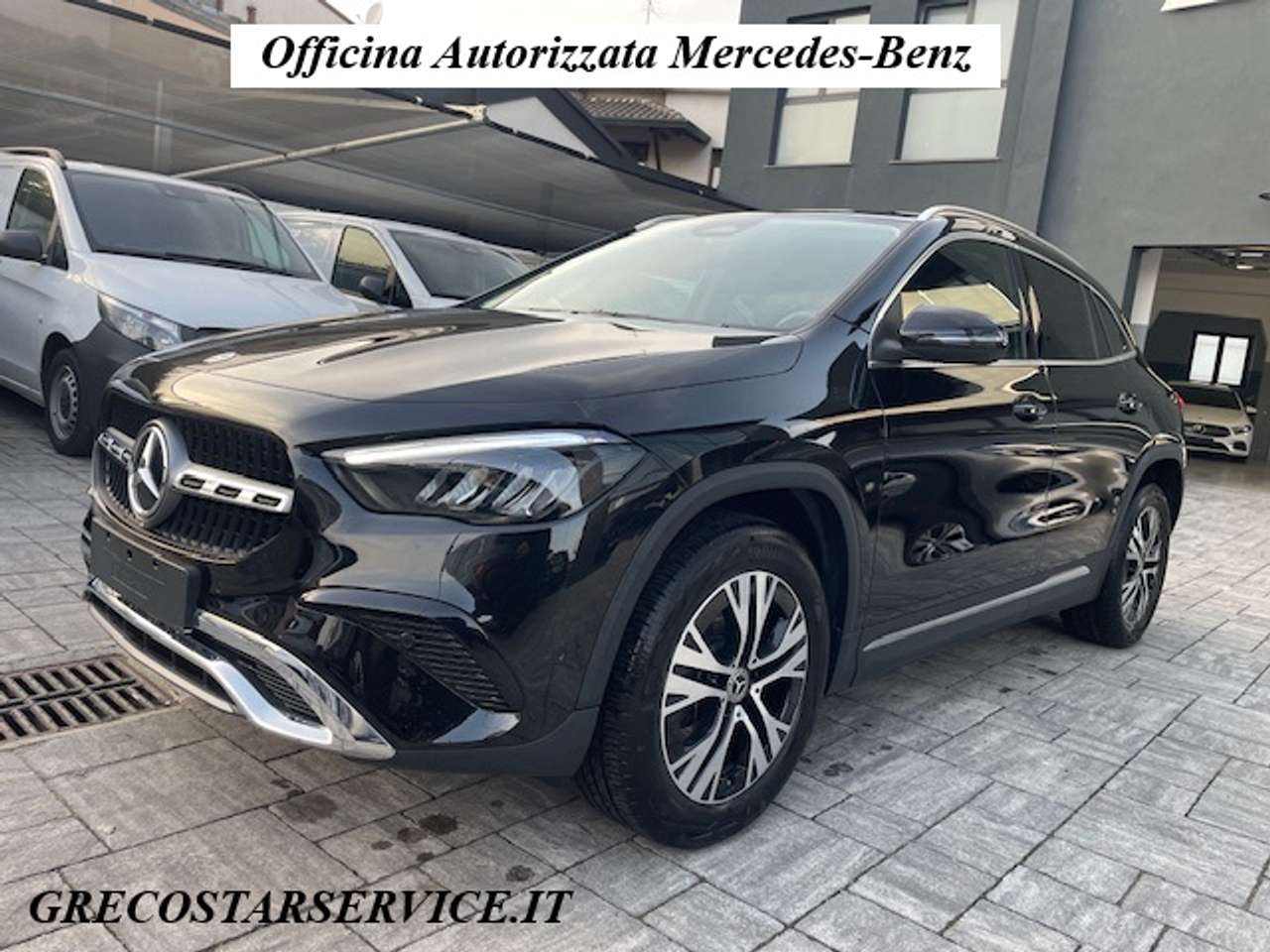 Mercedes-Benz GLA 180 Progressive Advanced Automatic VETRI PRIVACY