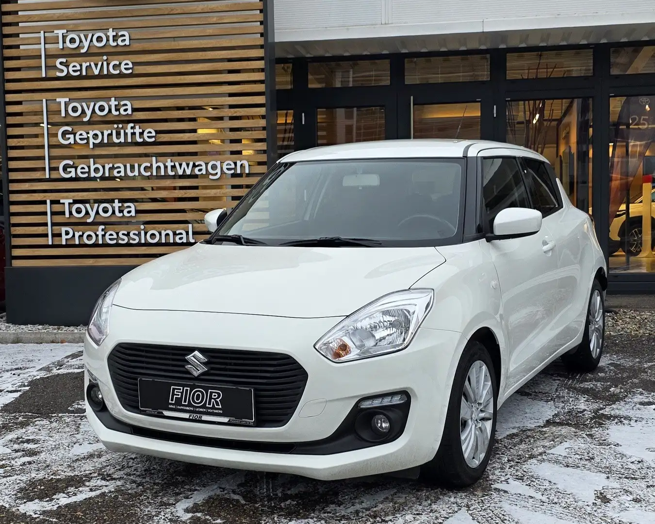 Suzuki Swift Weiß - 1