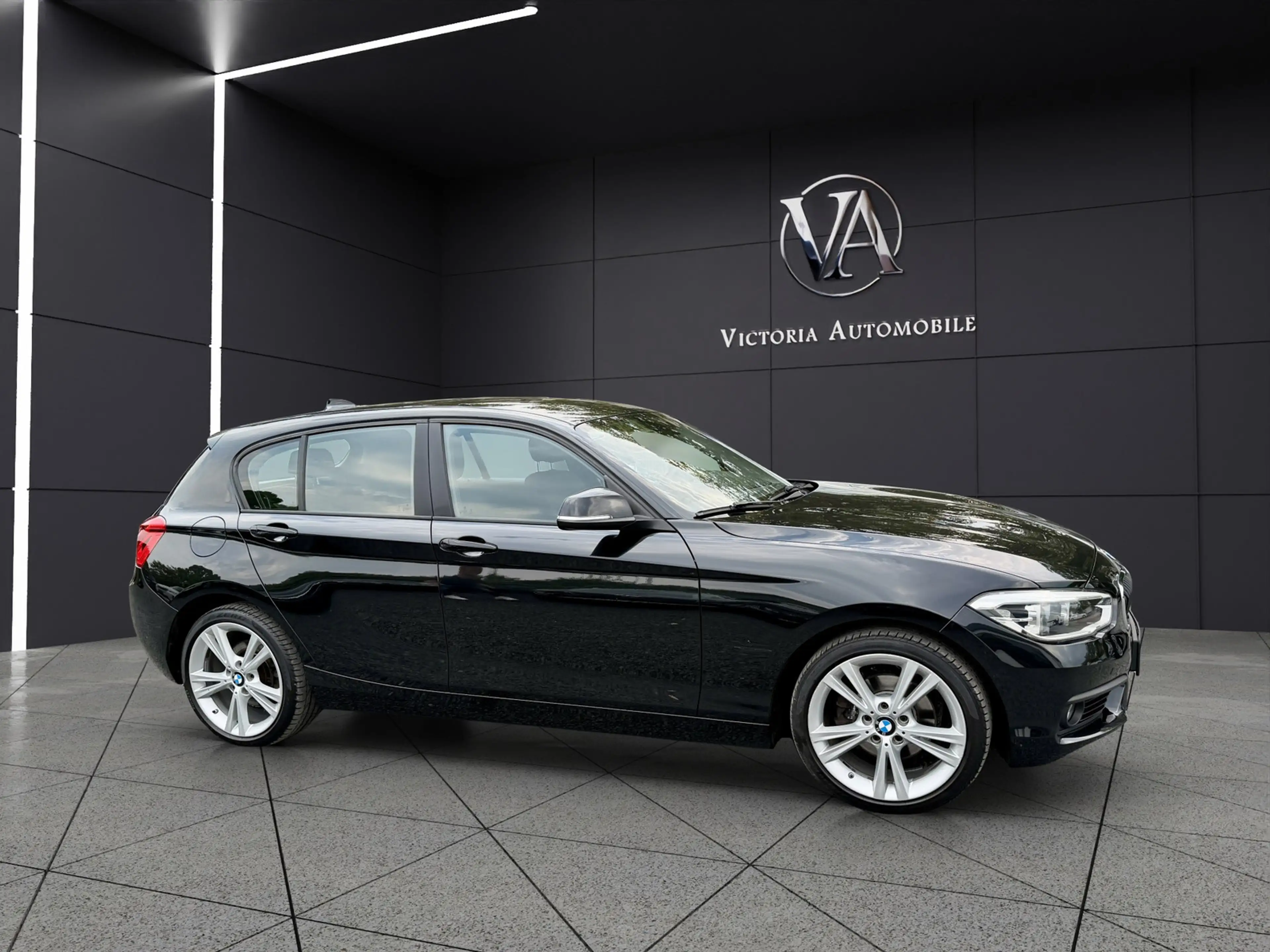 BMW 120 d Advantage 2 Hand* Business-Paket Navi* Tempomat* — photo 9