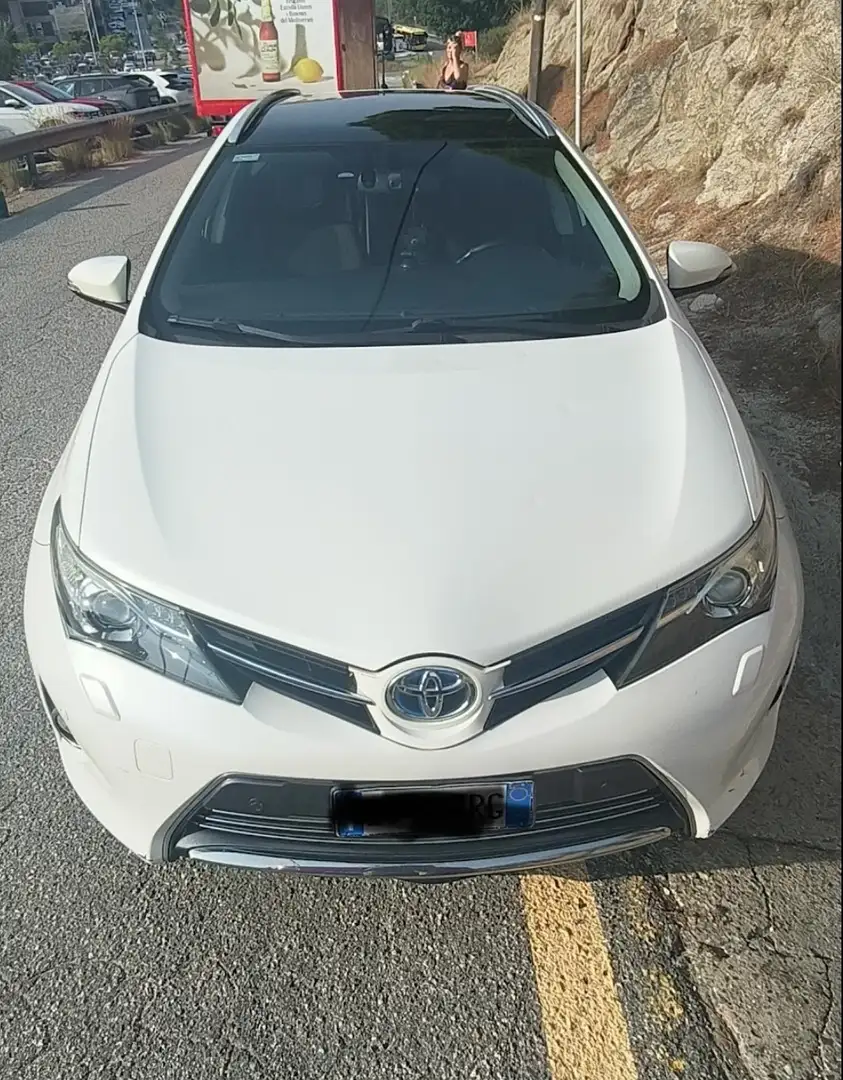 Toyota Auris Auris II 2013 Touring Sport  1.8 hybrid Lounge Bianco - 1