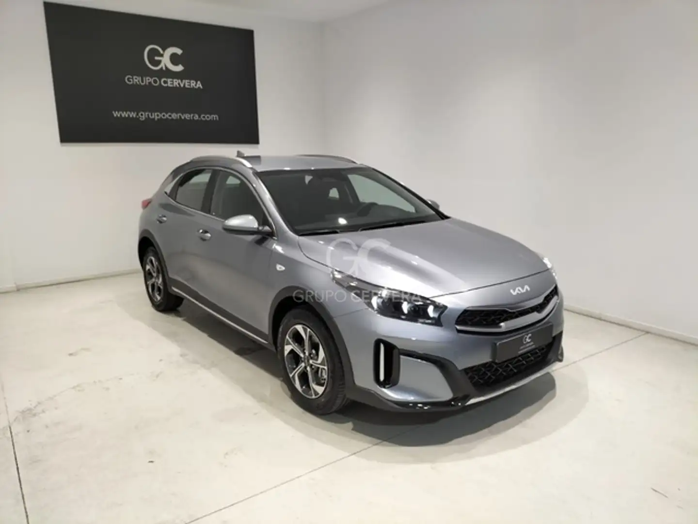 Kia XCeed 1.5 MHEV DCT Drive Zilver - 2