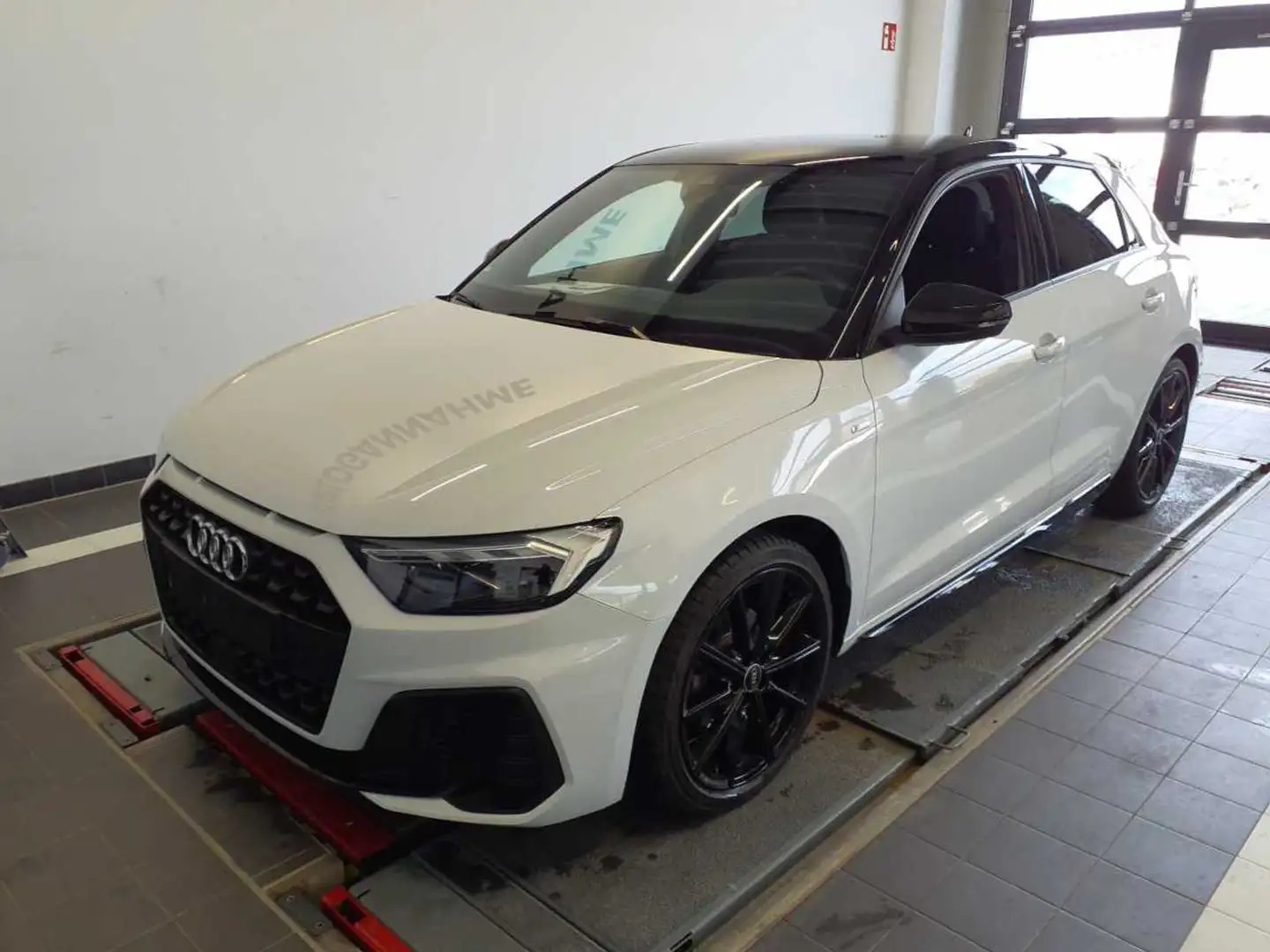 Audi A1 Sportback S line 35 TFSI LED Naviplus Black VC GRA Weiß - 2