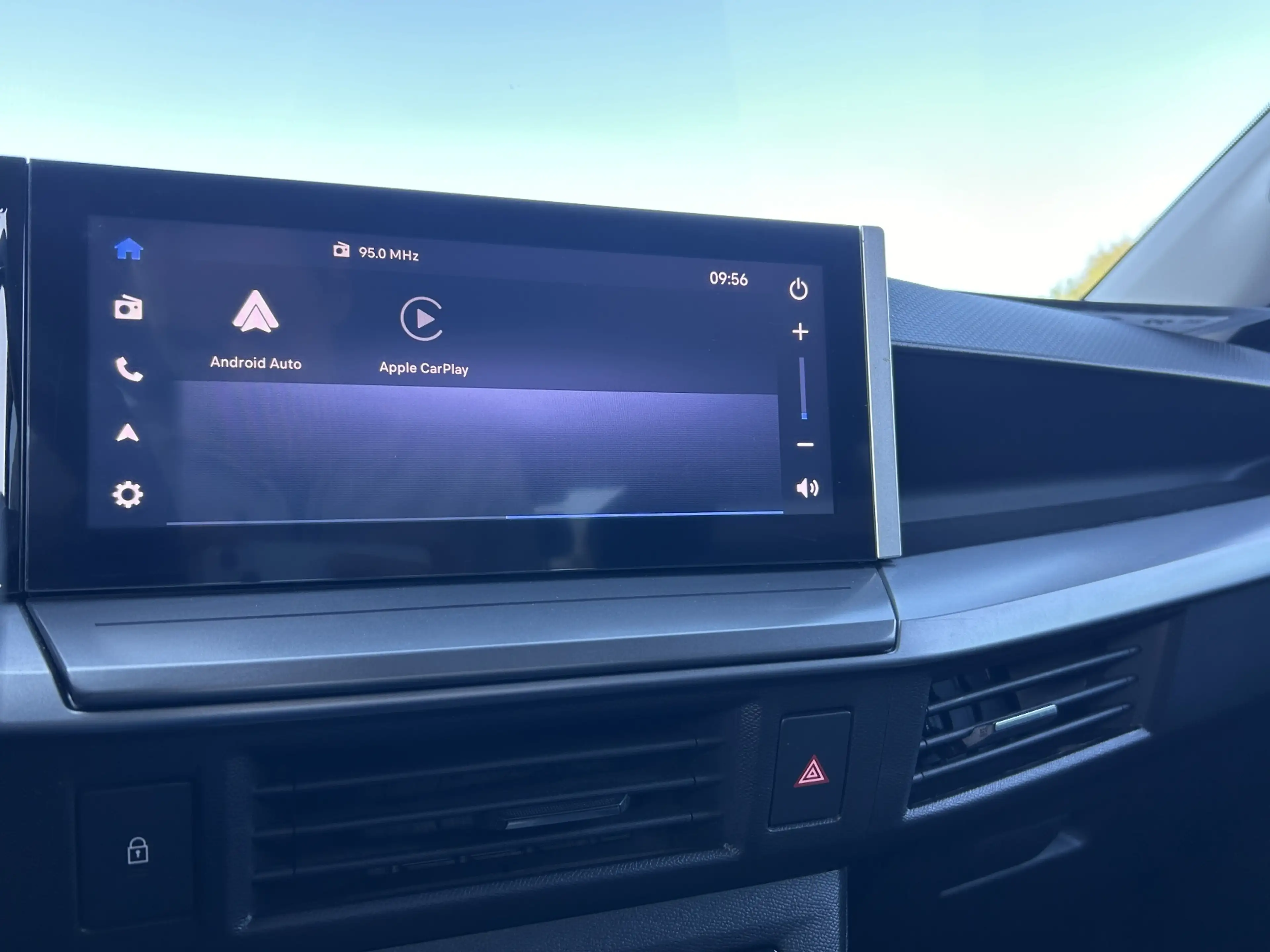 Opel Frontera Electric GS 83 kW Navi Shz PDC Allwetter — photo 20