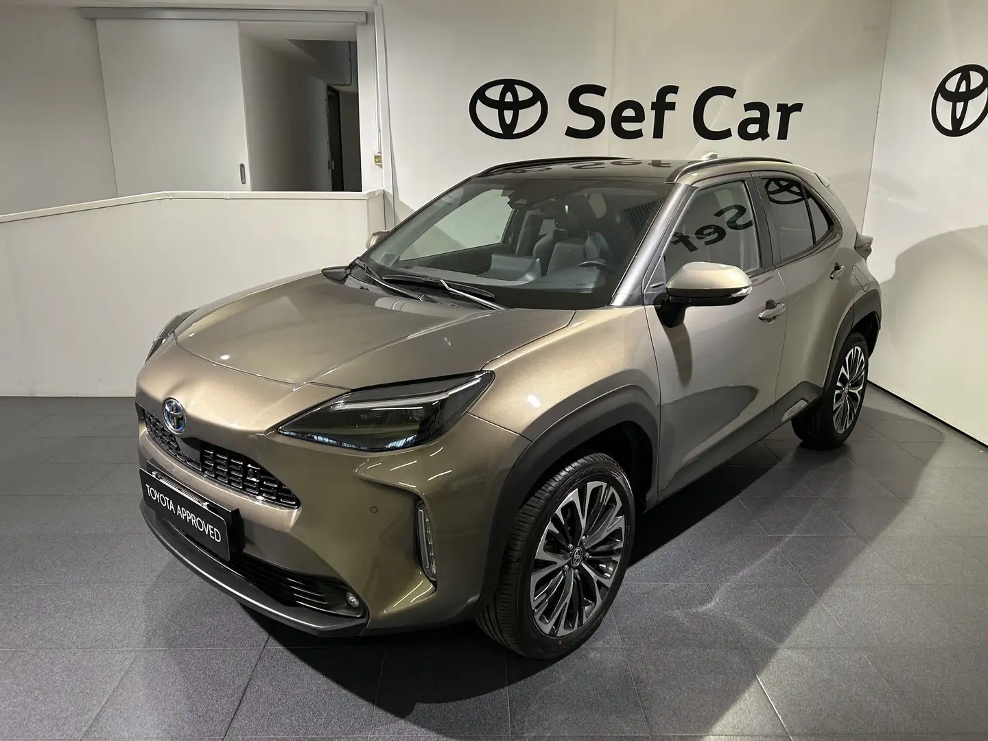 Toyota Yaris Cross Yaris Cross 1.5 Hybrid 5p. E-CVT Lounge Bronzo - 1