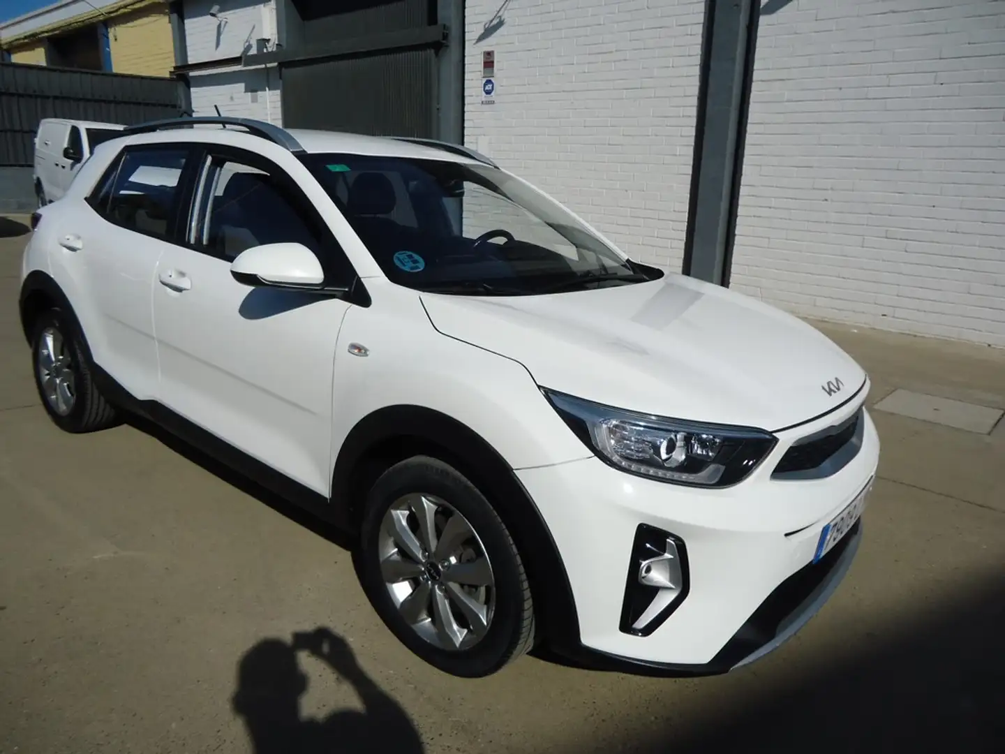 Kia Stonic 1.2 DPi Concept Plus Blanco - 2