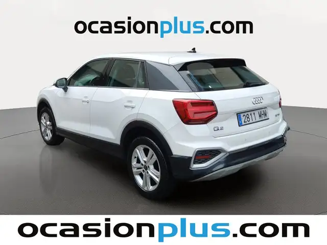 Audi Q2 view 3