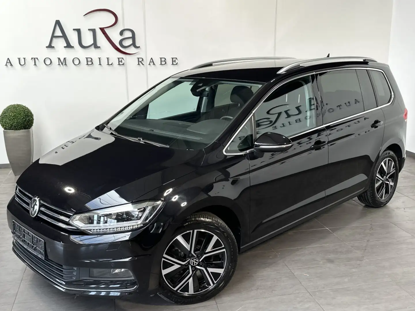 Volkswagen Touran 2.0 TDI DSG Highline NAV+LED+ACC+KAM+17ZO Negru - 1