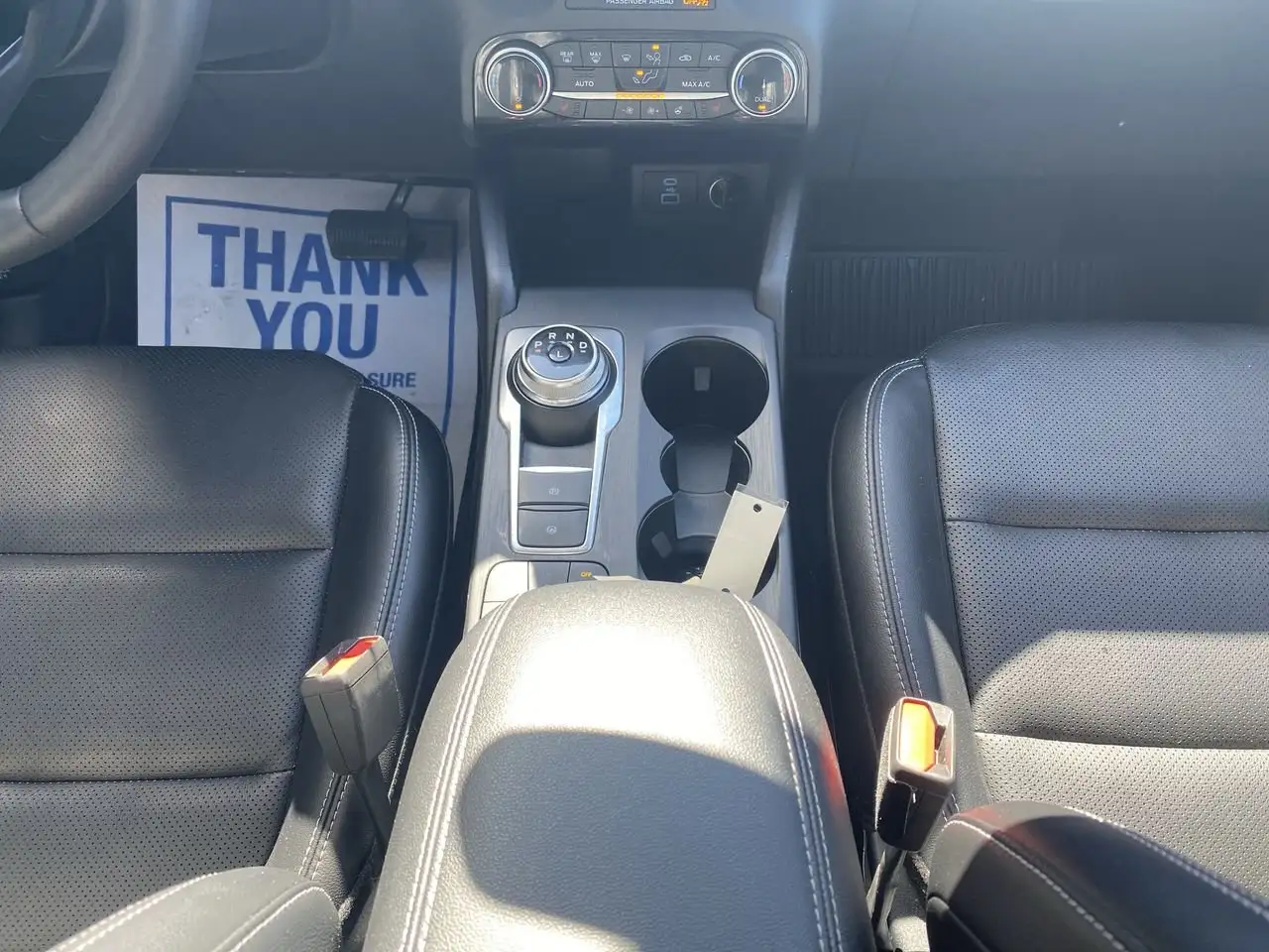 Ford Escape снимка Ford Escape