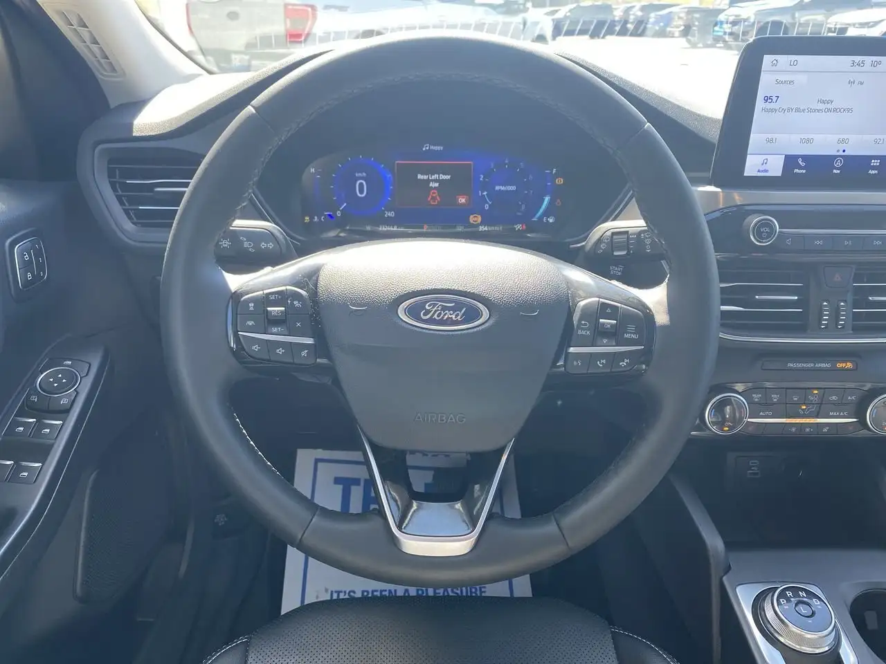 Ford Escape снимка Ford Escape