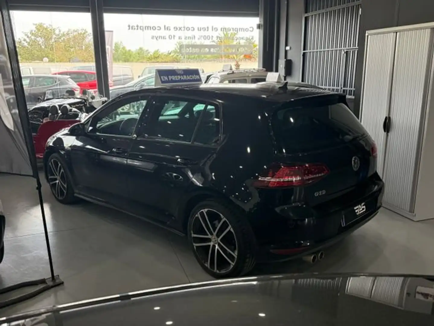 Volkswagen Golf GTD Negro - 2