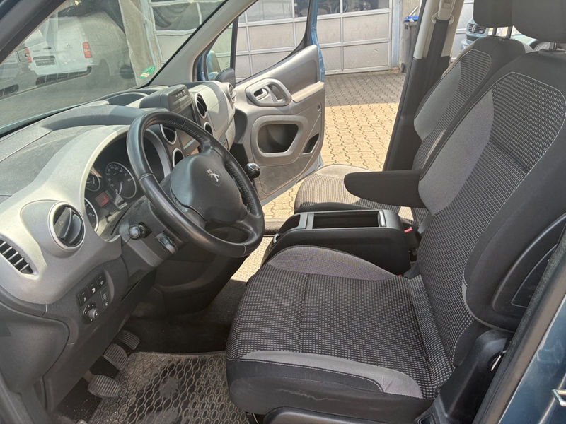Peugeot Partner Tepee Allure — photo 11