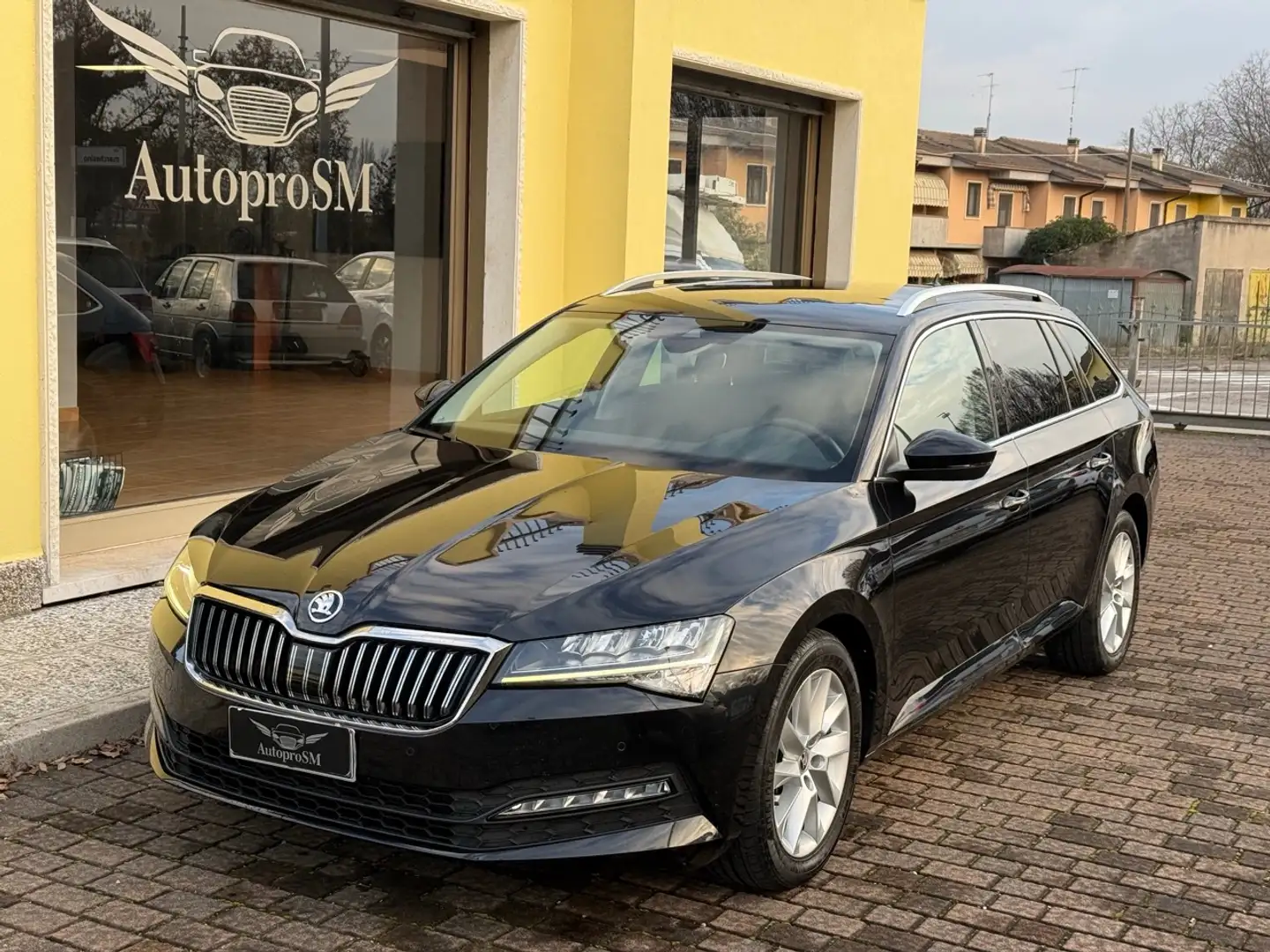 Skoda Superb UNIPRO/PREZZO REALE/STORICO MANUTENZIONI Nero - 1