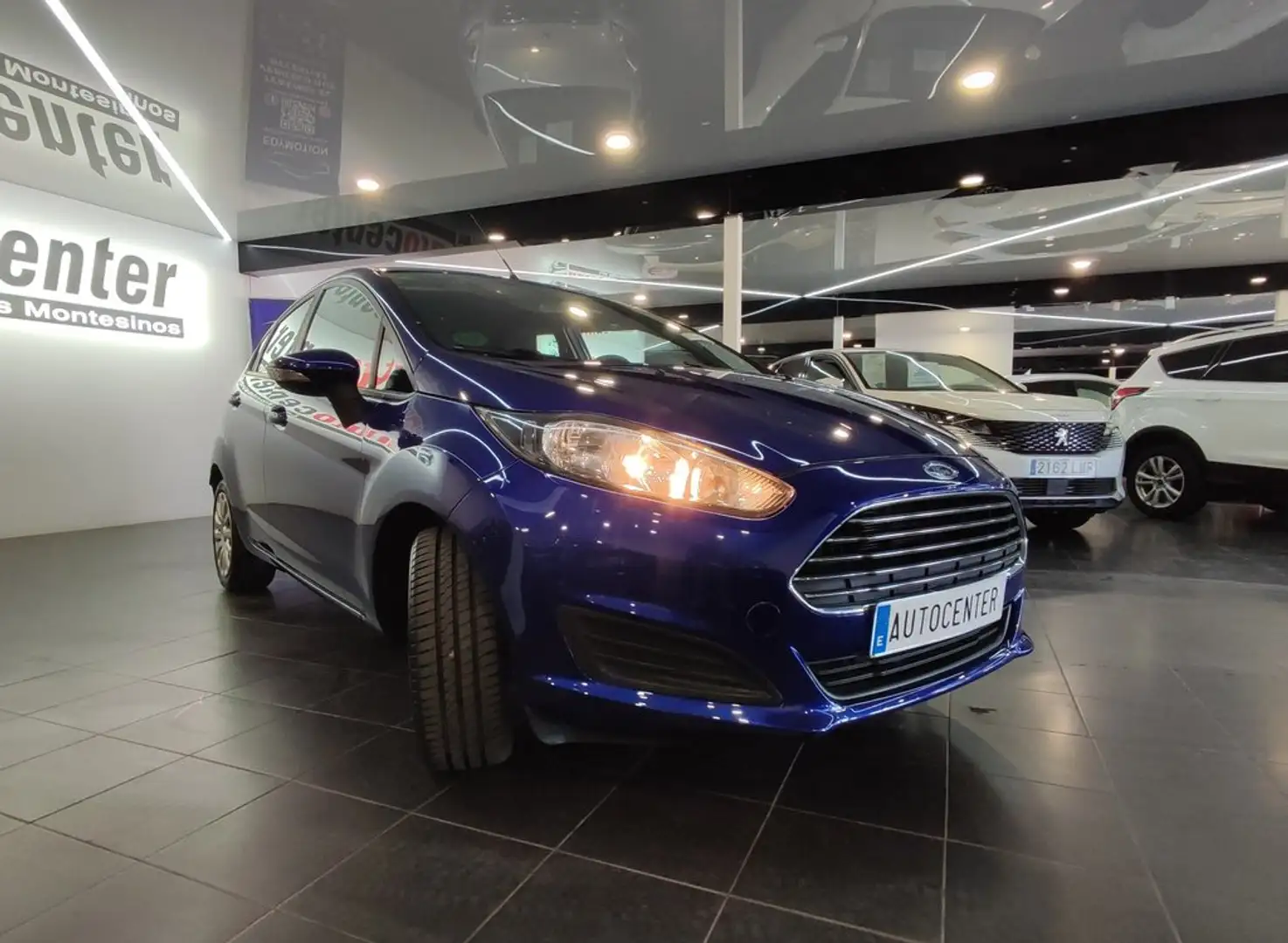 Ford Fiesta 1.25 Duratec 82cv Trend 5p Weiß - 2