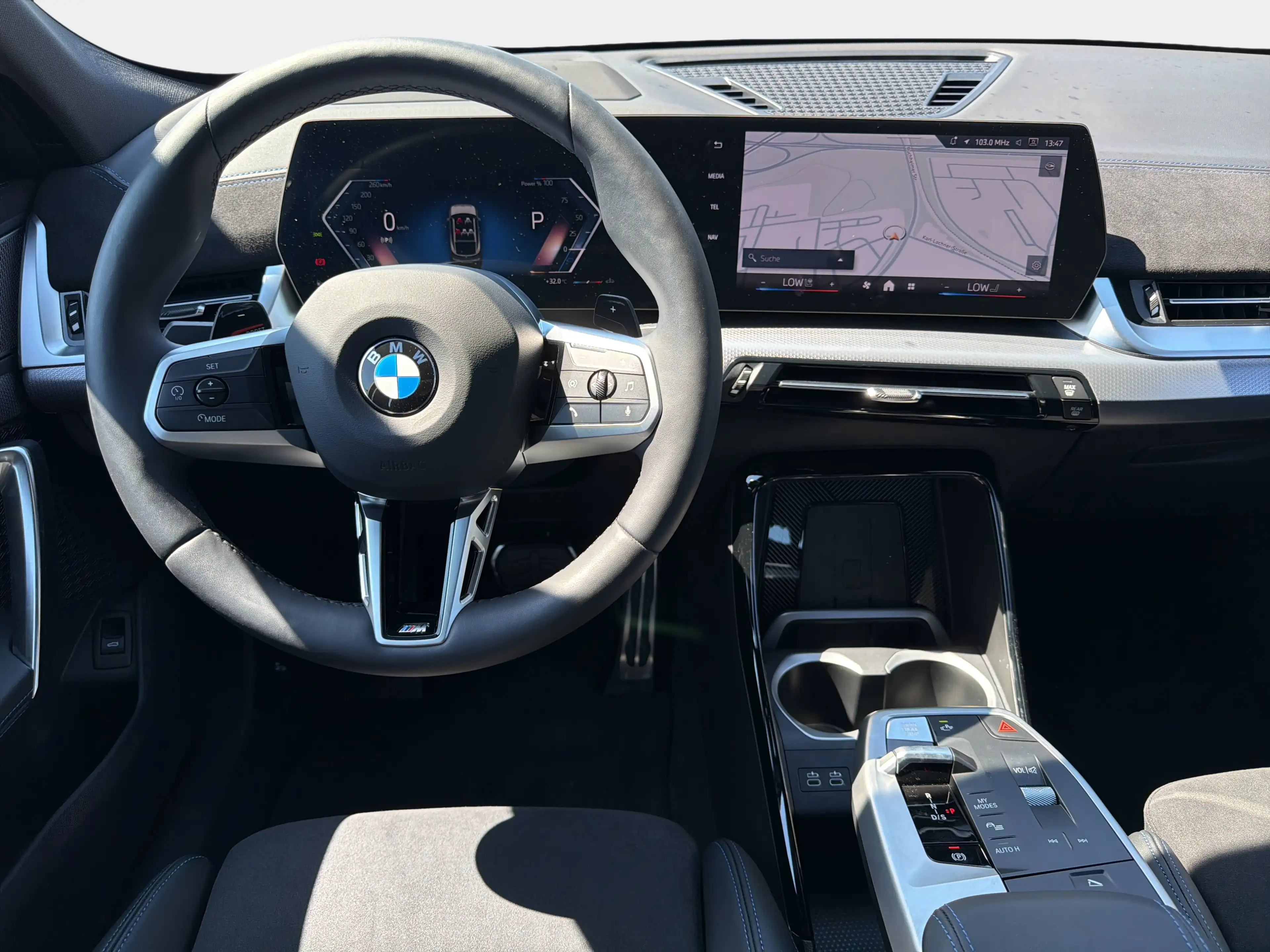 BMW X2 sDrive20i — photo 14