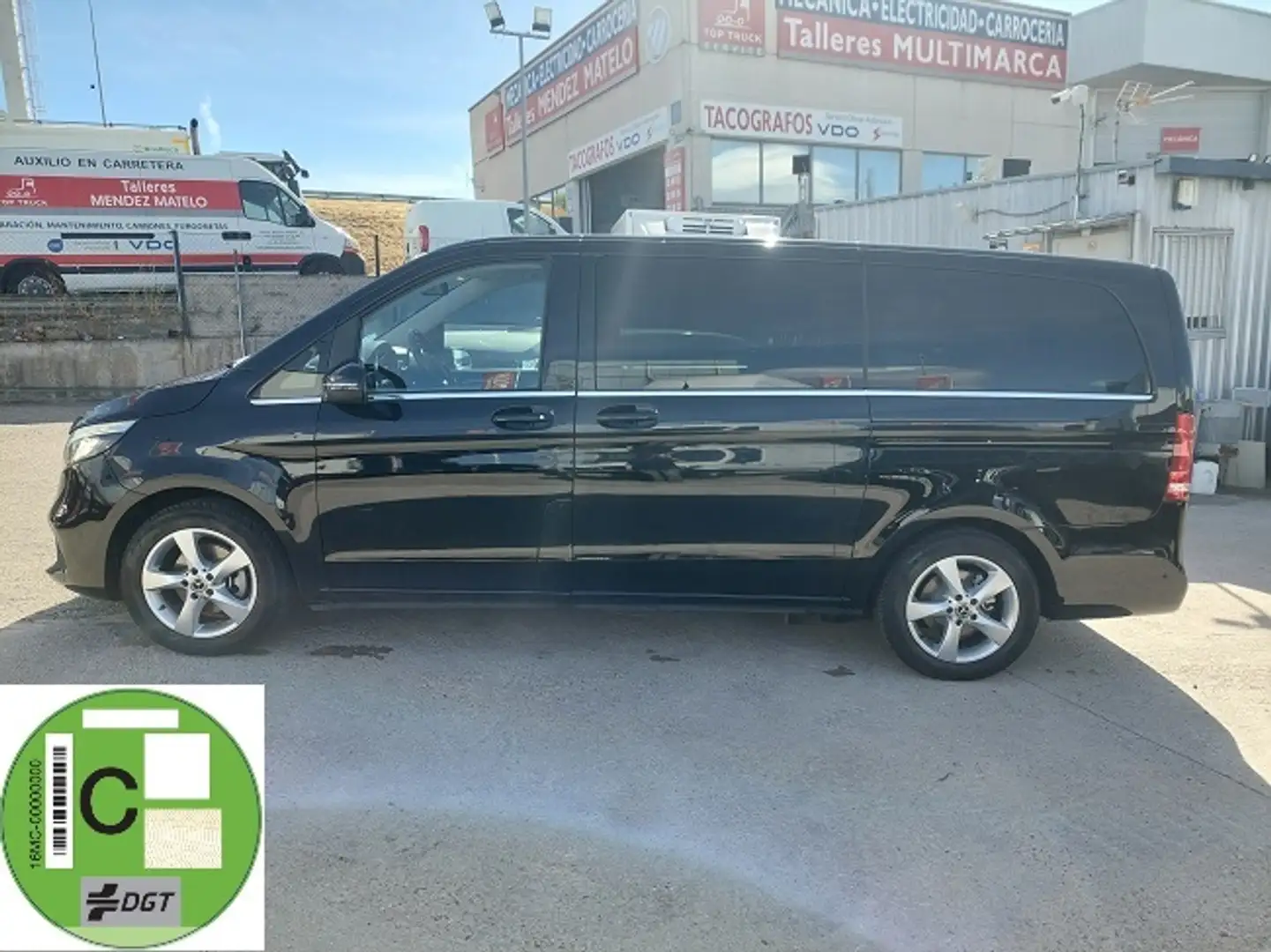 Mercedes-Benz V 220 220d Largo Avantgarde Negro - 1