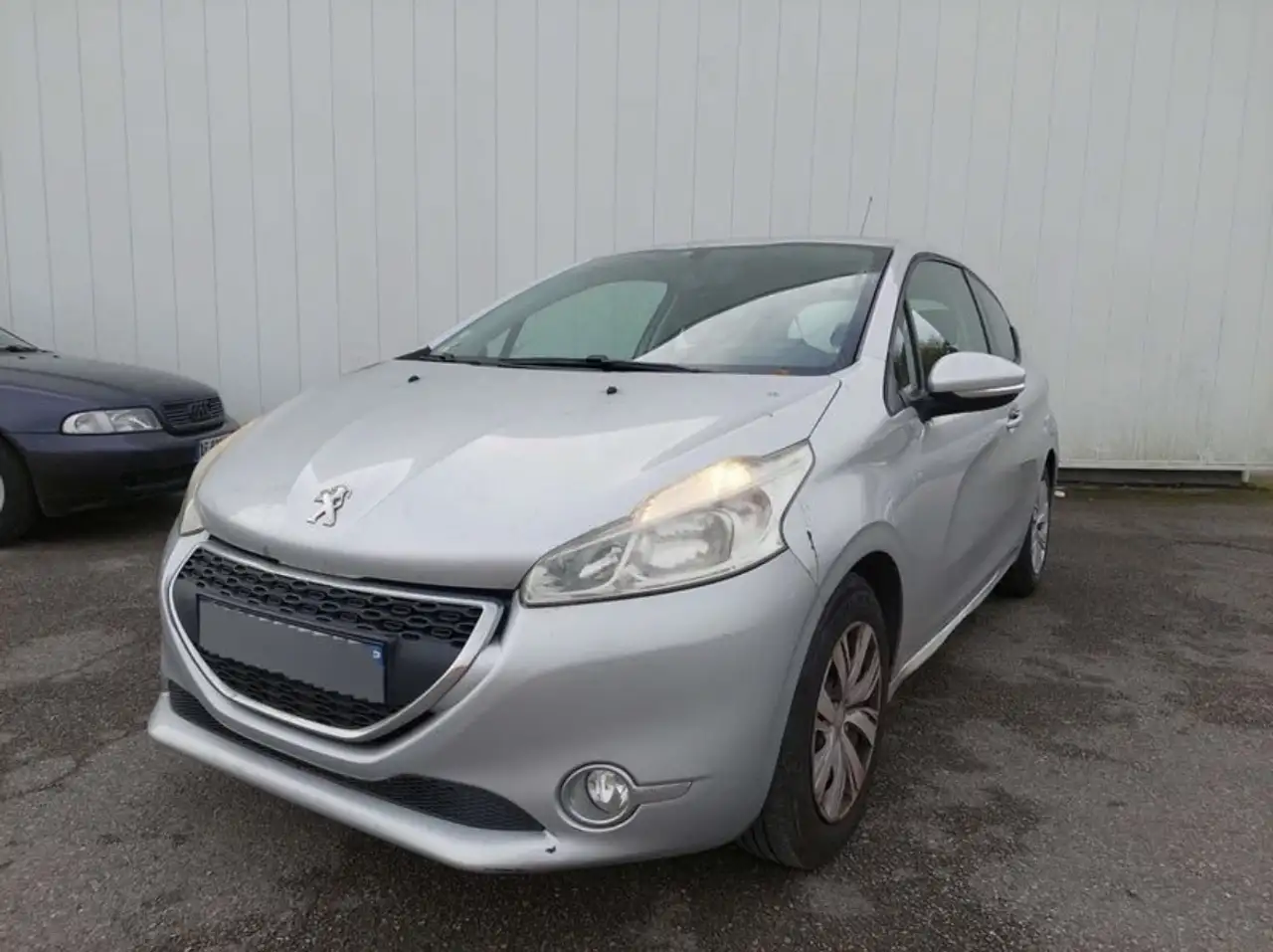 Peugeot 208 1.2 VTi 82ch BVM5 Active