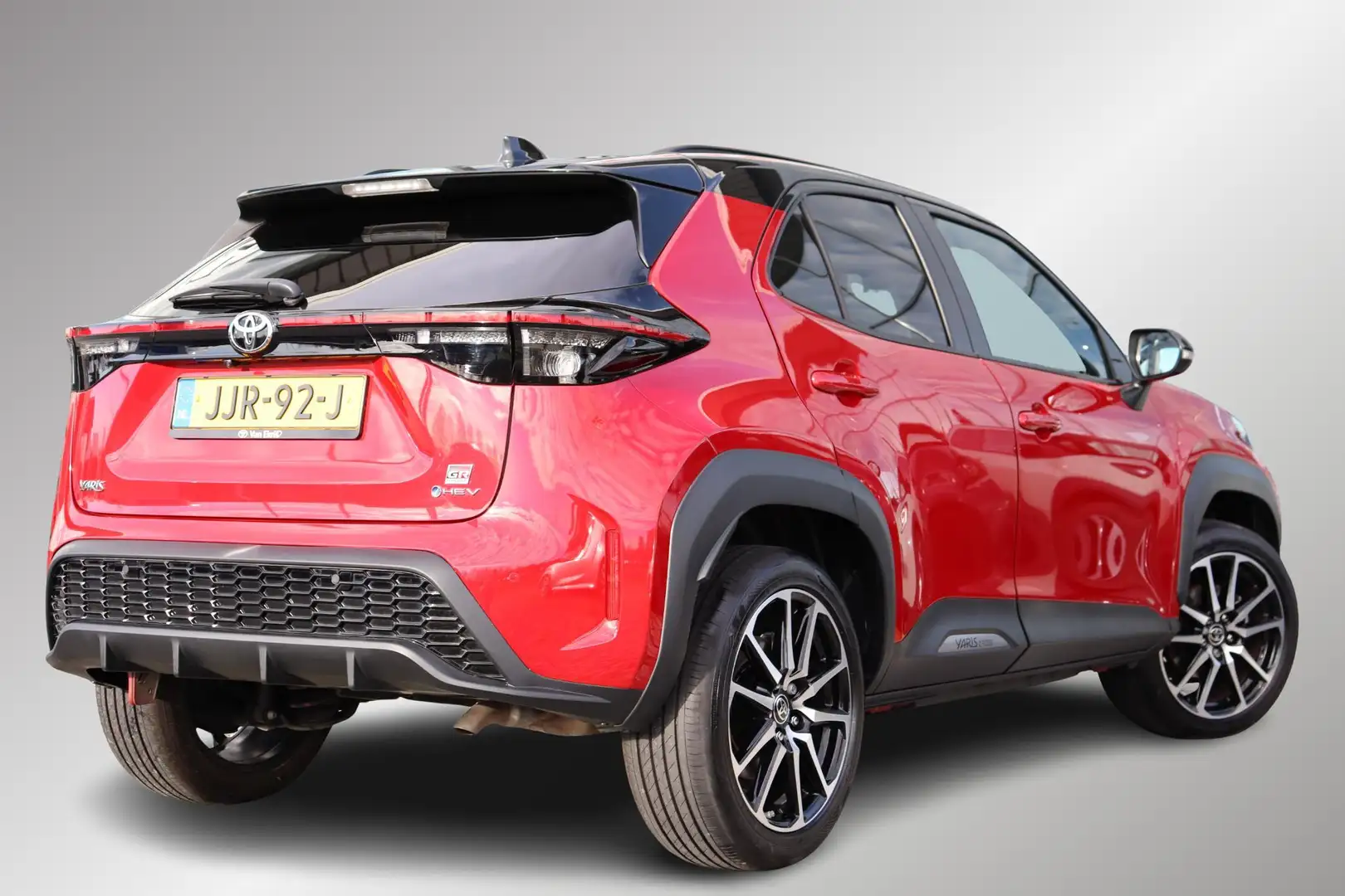 Toyota Yaris Cross 1.5 Hybrid 130 GR Sport, GR Pack, Panoramadak Appl Rood - 2
