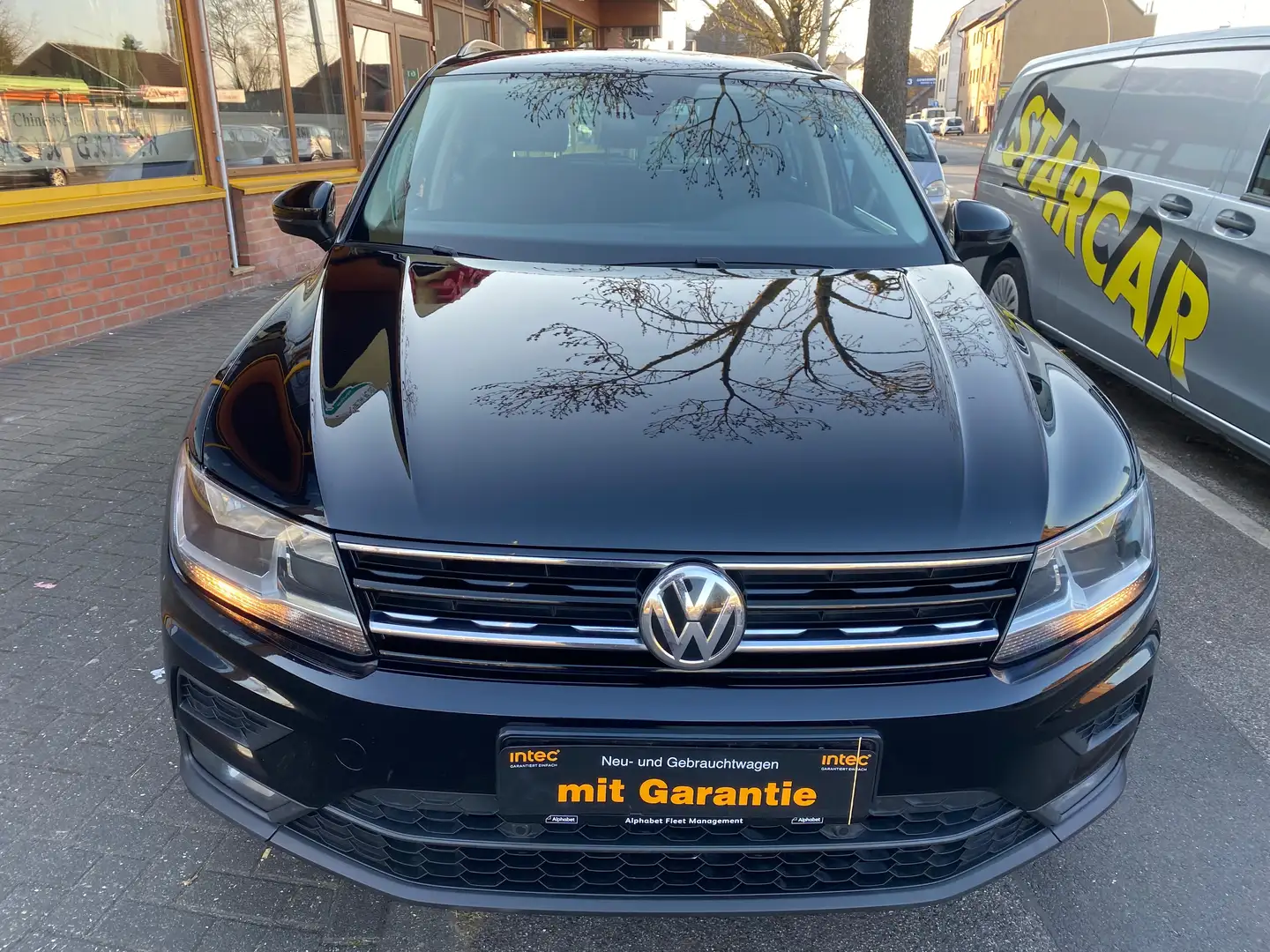 Volkswagen Tiguan Volkswagen Tiguan 2.0 TDI Comfortlin Noir - 1