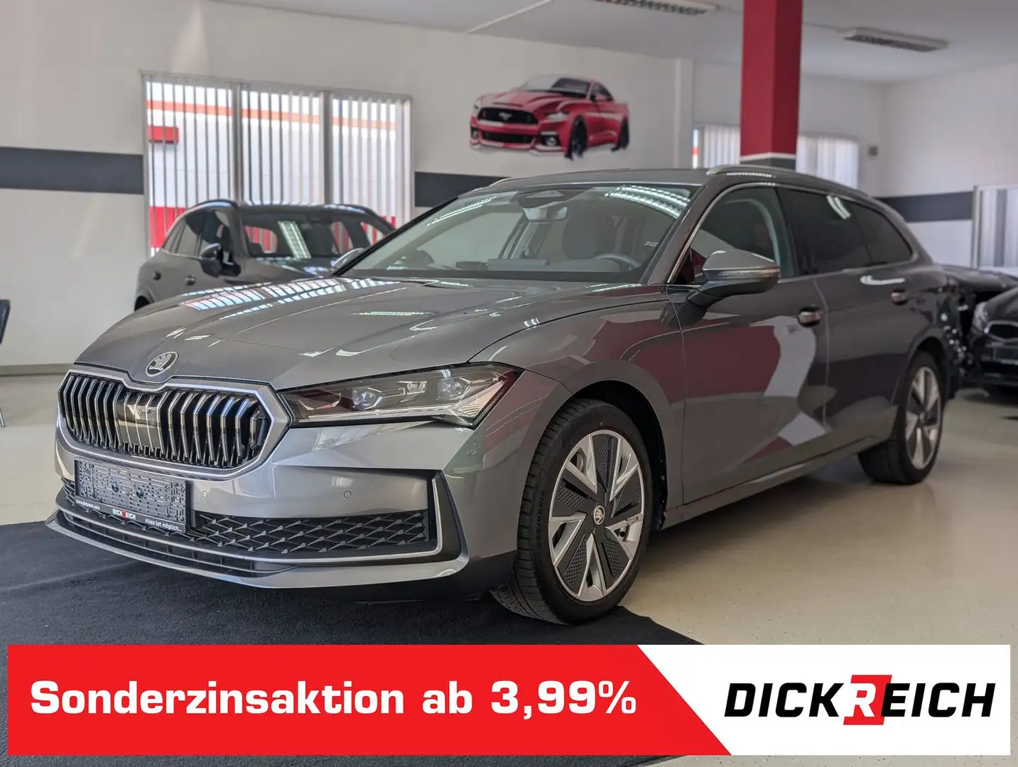 Skoda Superb IV 2.0TDI DSG 4x4 MATRIX ACC NEUES MODELL Grijs - 1