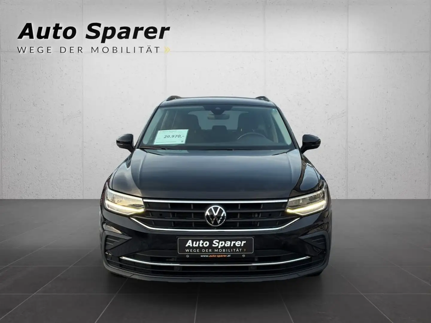 Volkswagen Tiguan 2,0 TDI Life DSG Schwarz - 2