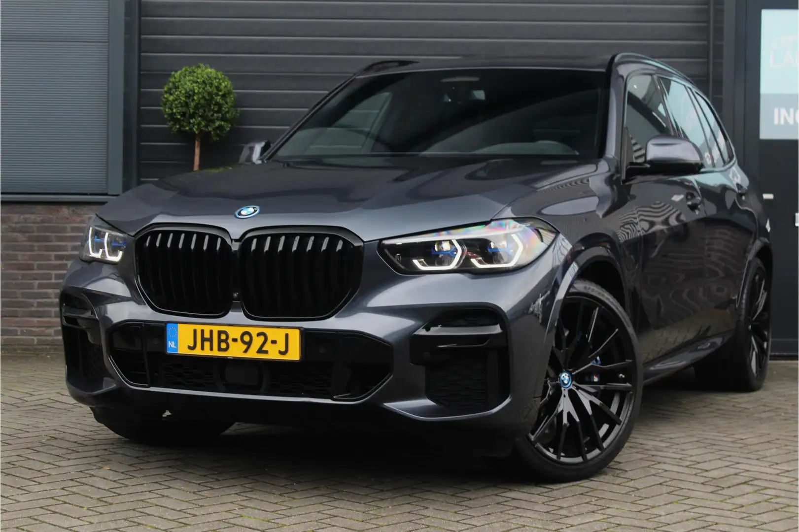 BMW X5 xDrive45e M-sport | Sky lounge | Stoelk. | Trekh. Gris - 1